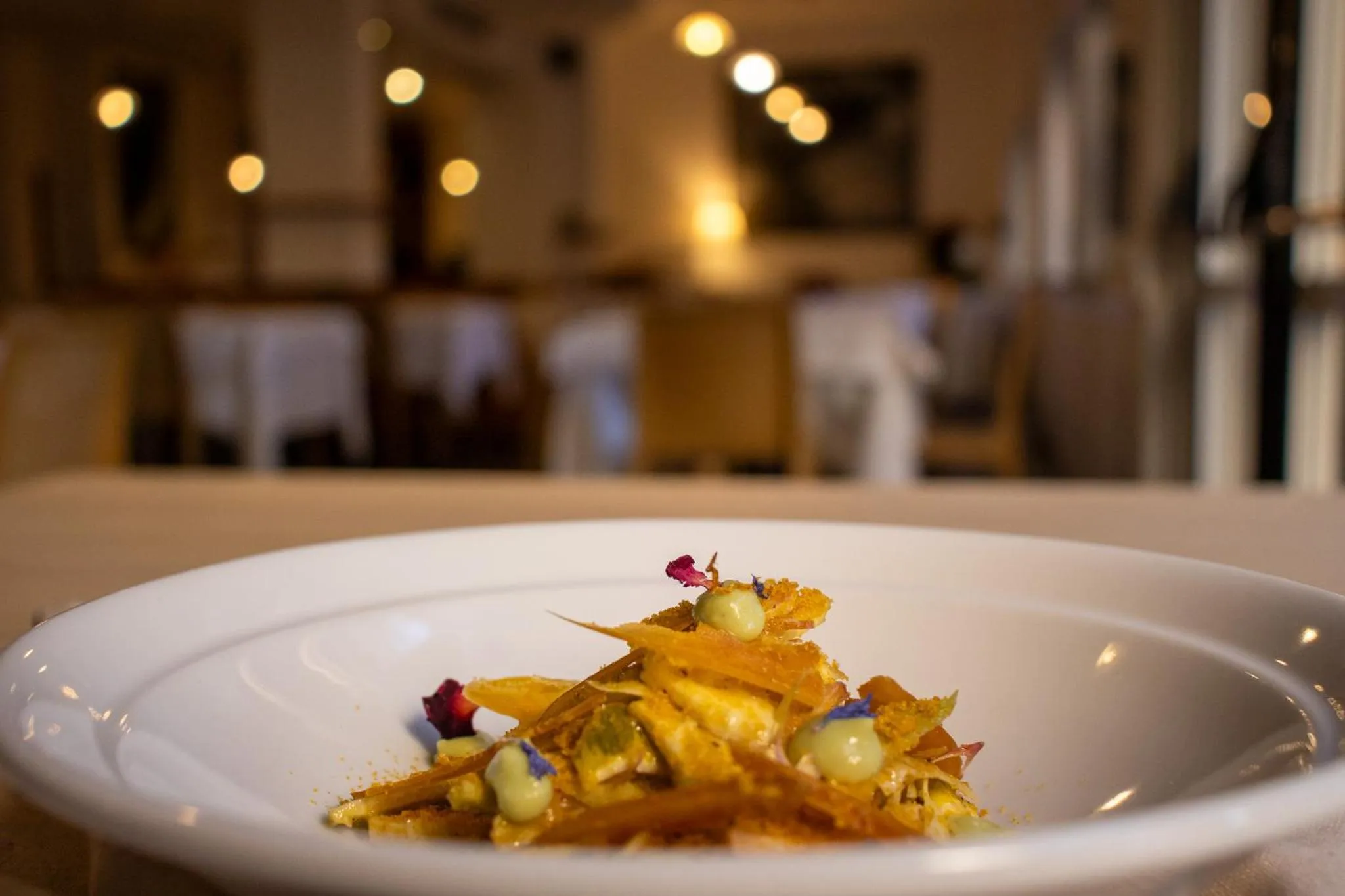 Restaurant/places to eat in Mistral2 Hotel