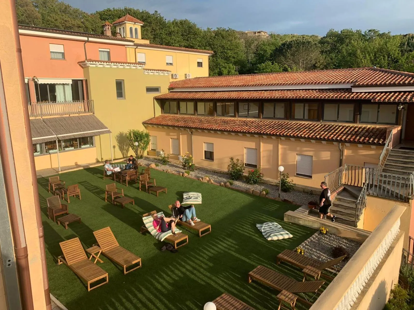 Patio in Pausania Inn