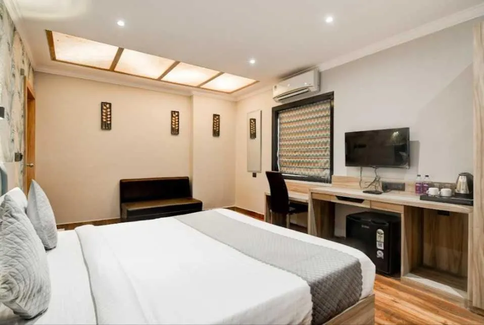 Bedroom in Super Townhouse OAK Seventy Seven