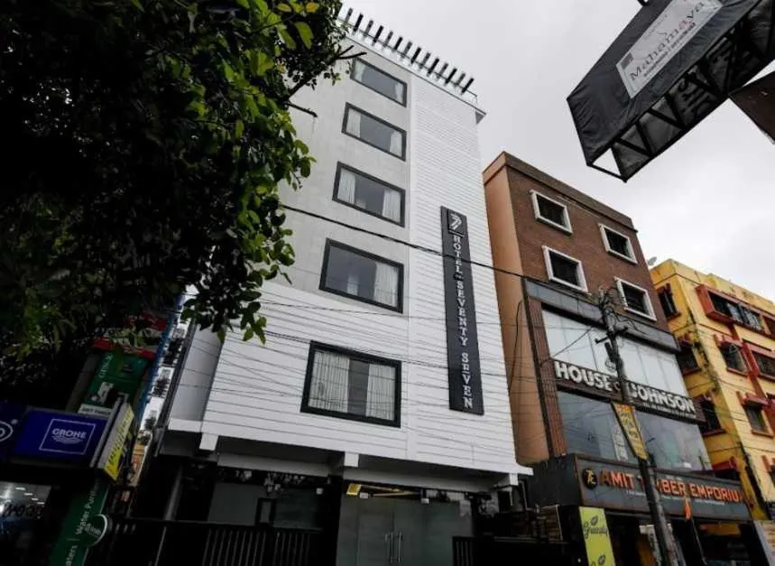 Facade/entrance in Super Townhouse OAK Seventy Seven