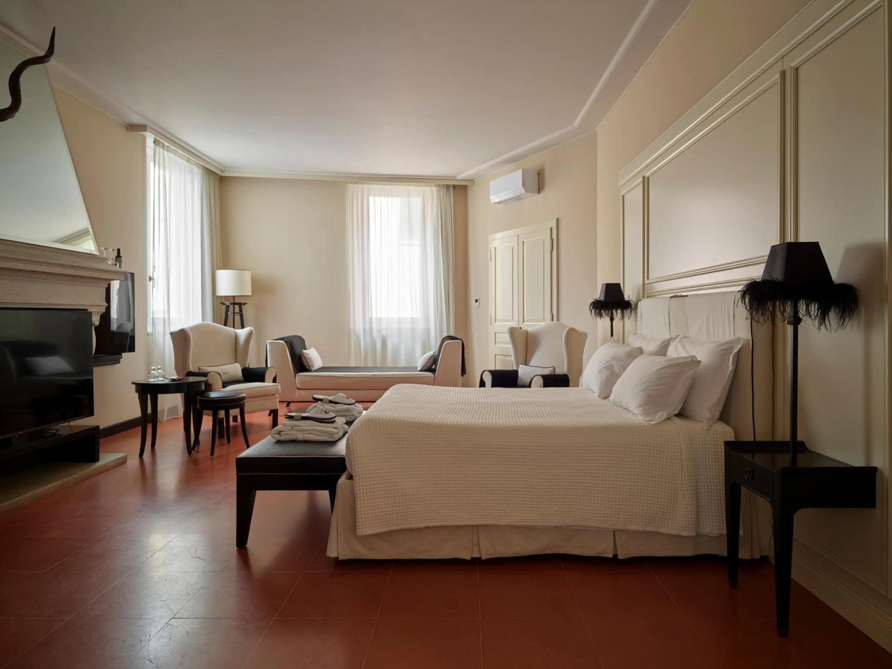 TV and multimedia, Bed in Santa Maria Foris