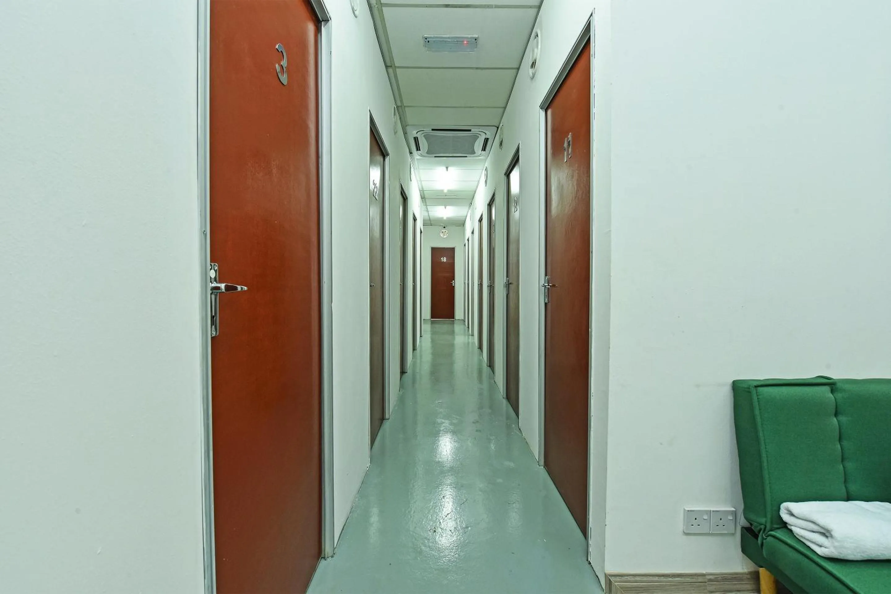 Lobby or reception in Hotel O Sri Rampai Metro Hostel