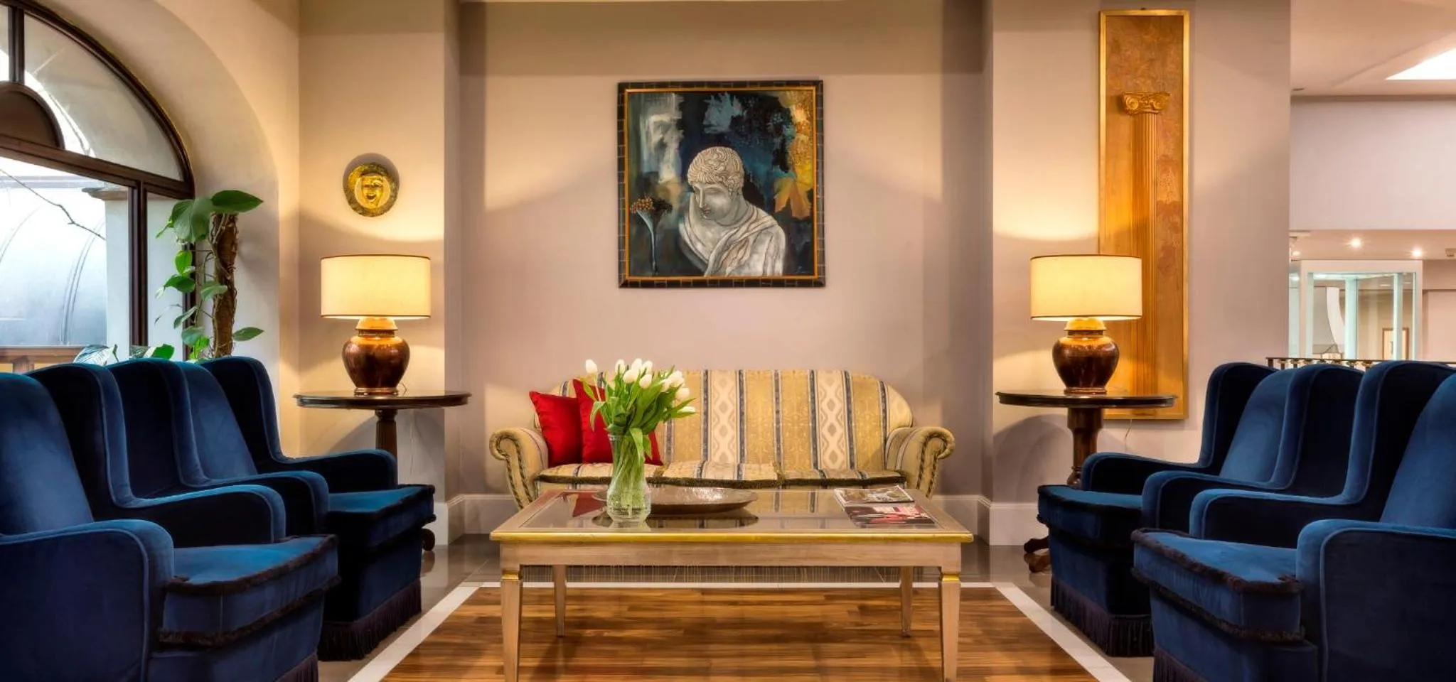 Lounge or bar in Sina Maria Luigia