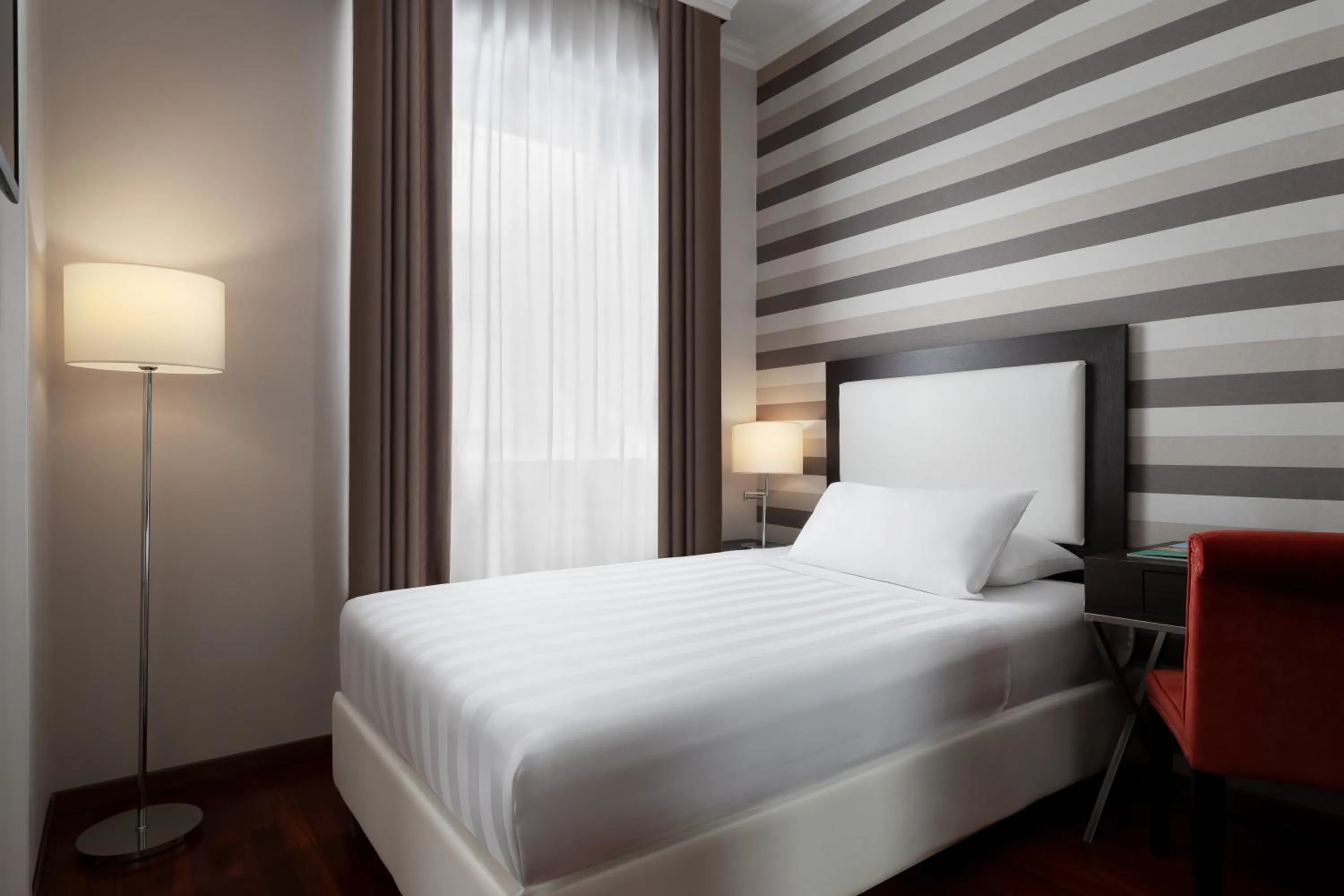 Bedroom, Bed in Sina Maria Luigia