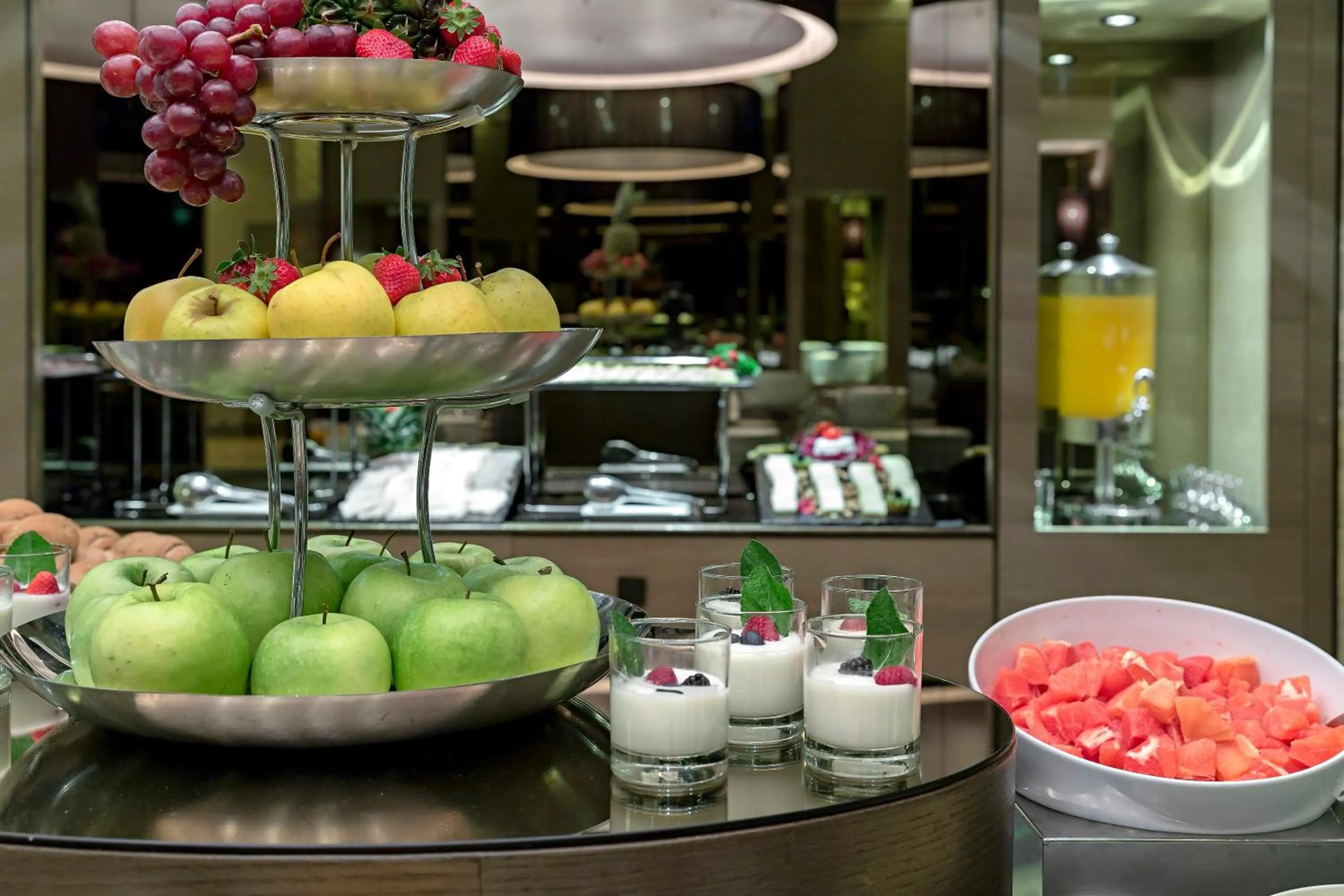 Breakfast in Rosa Grand Milano - Starhotels Collezione