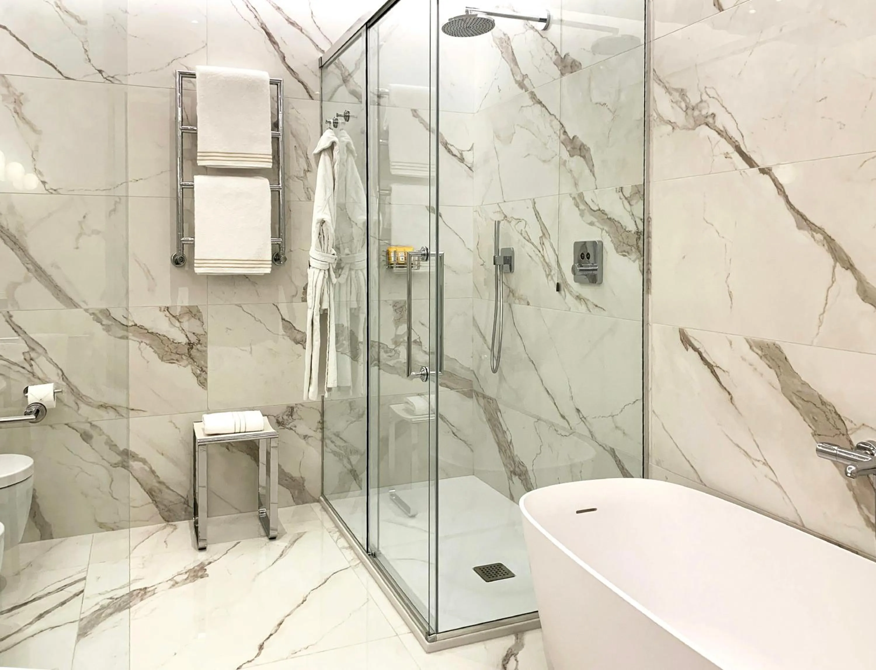 Bathroom in Rosa Grand Milano - Starhotels Collezione