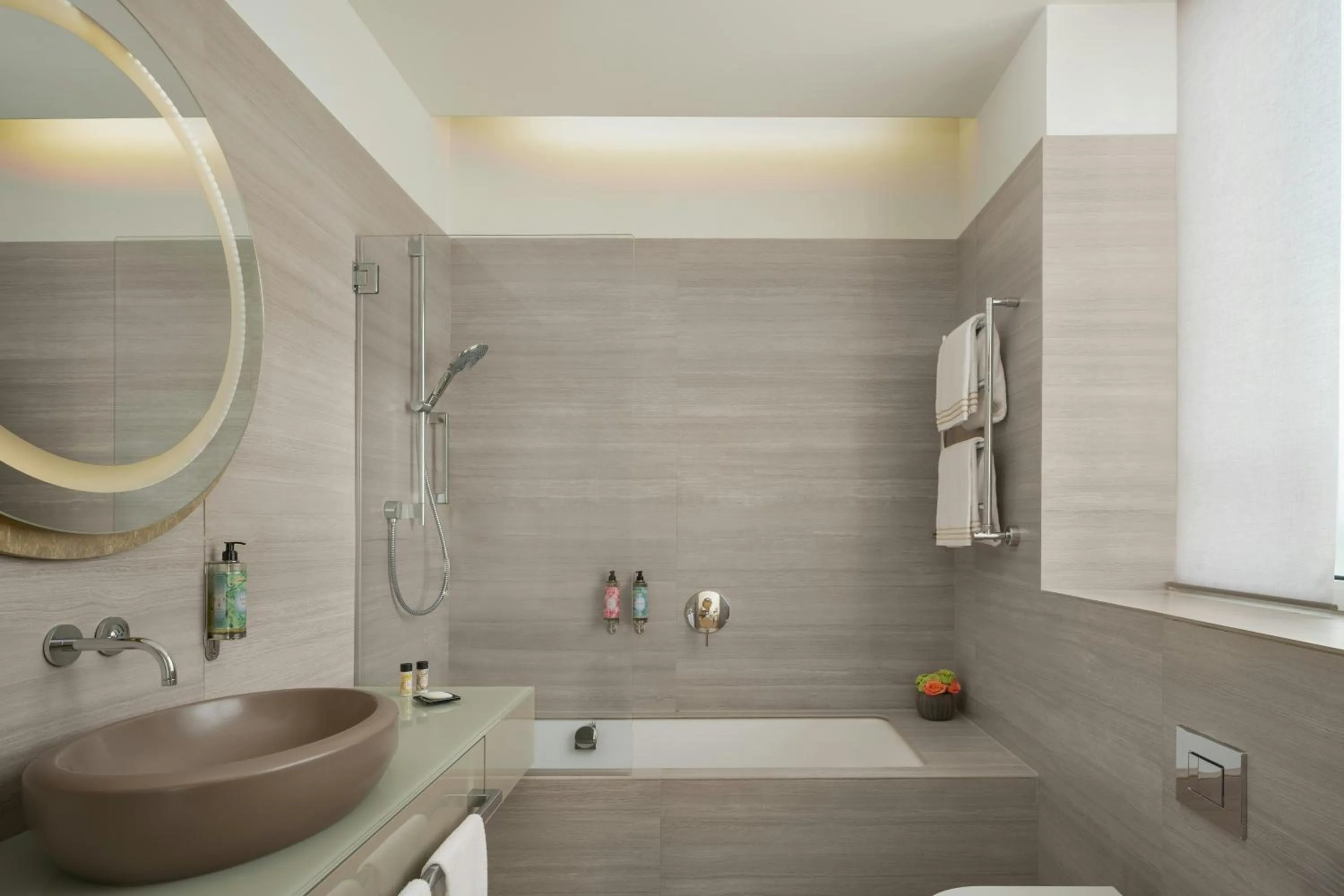 Bathroom in Rosa Grand Milano - Starhotels Collezione