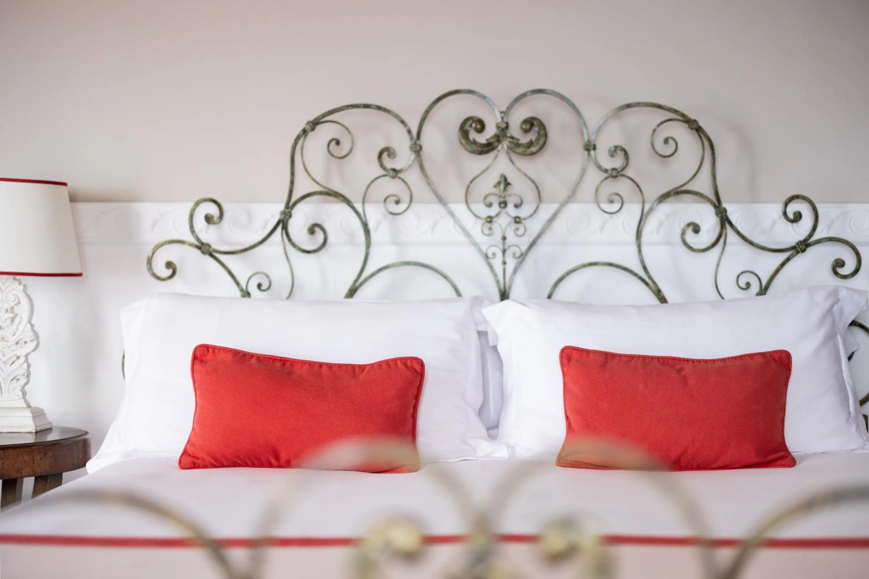 Bed in Hotel Caesar Augustus