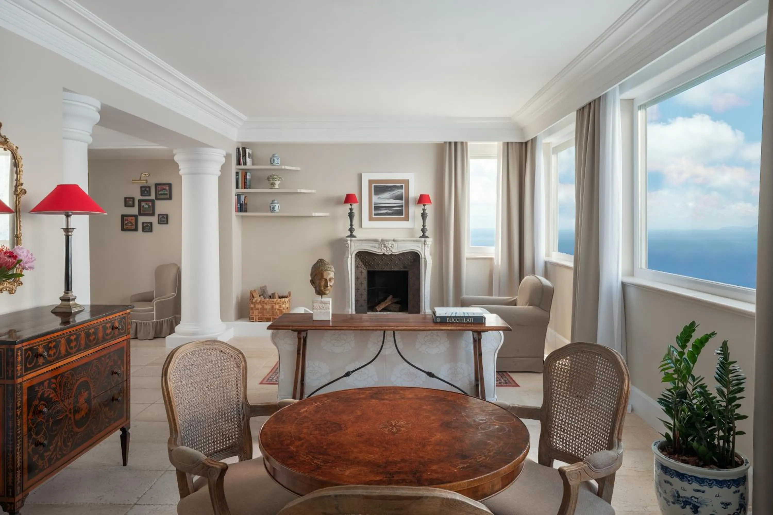 Living room in Hotel Caesar Augustus