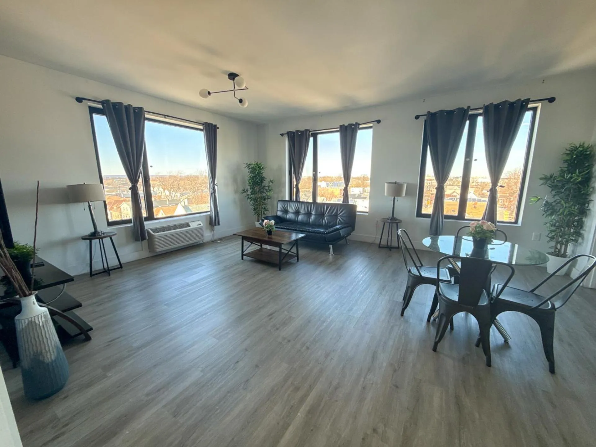 Other in Luxury Apartments - Newark Int Airport - Evonify Stays