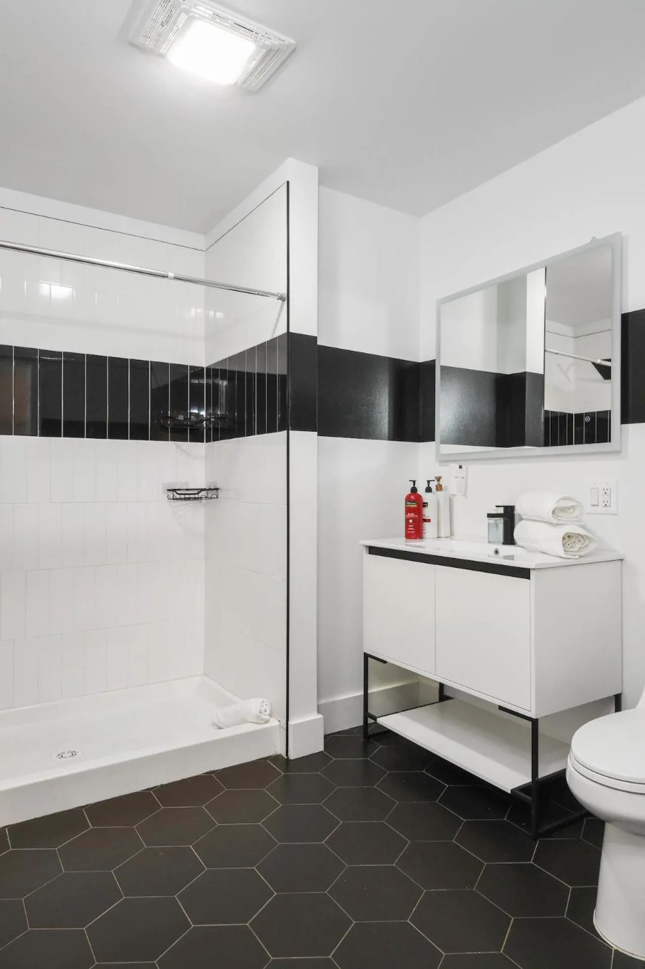 Luxury Apartments - Newark Int Airport - Evonify Stays