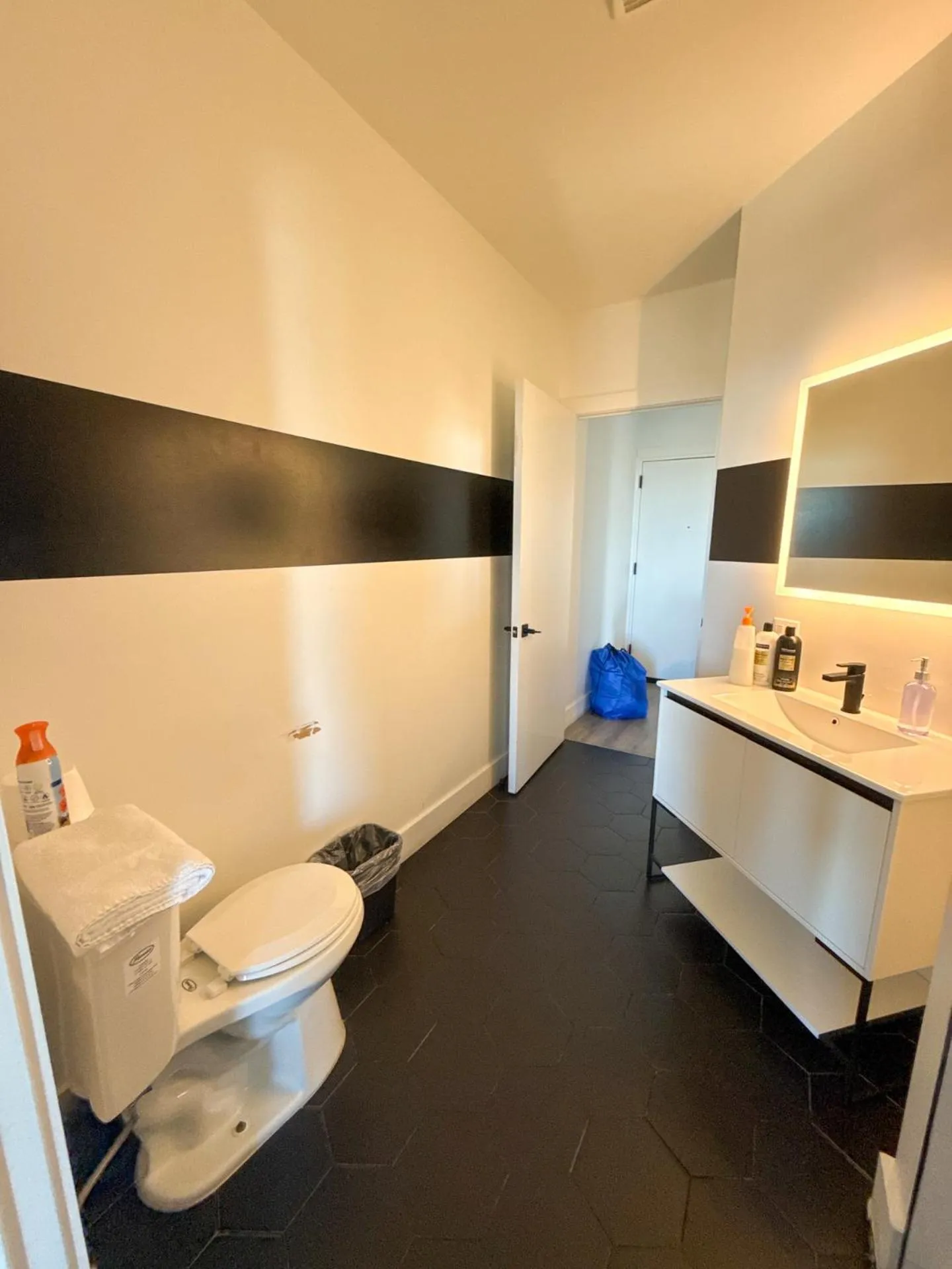 Other in Luxury Apartments - Newark Int Airport - Evonify Stays