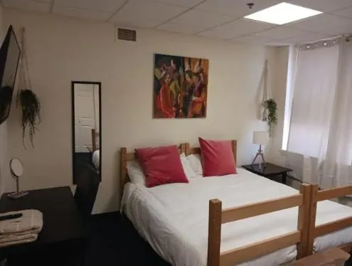 Bedroom, Bed in Michie House in College Hill