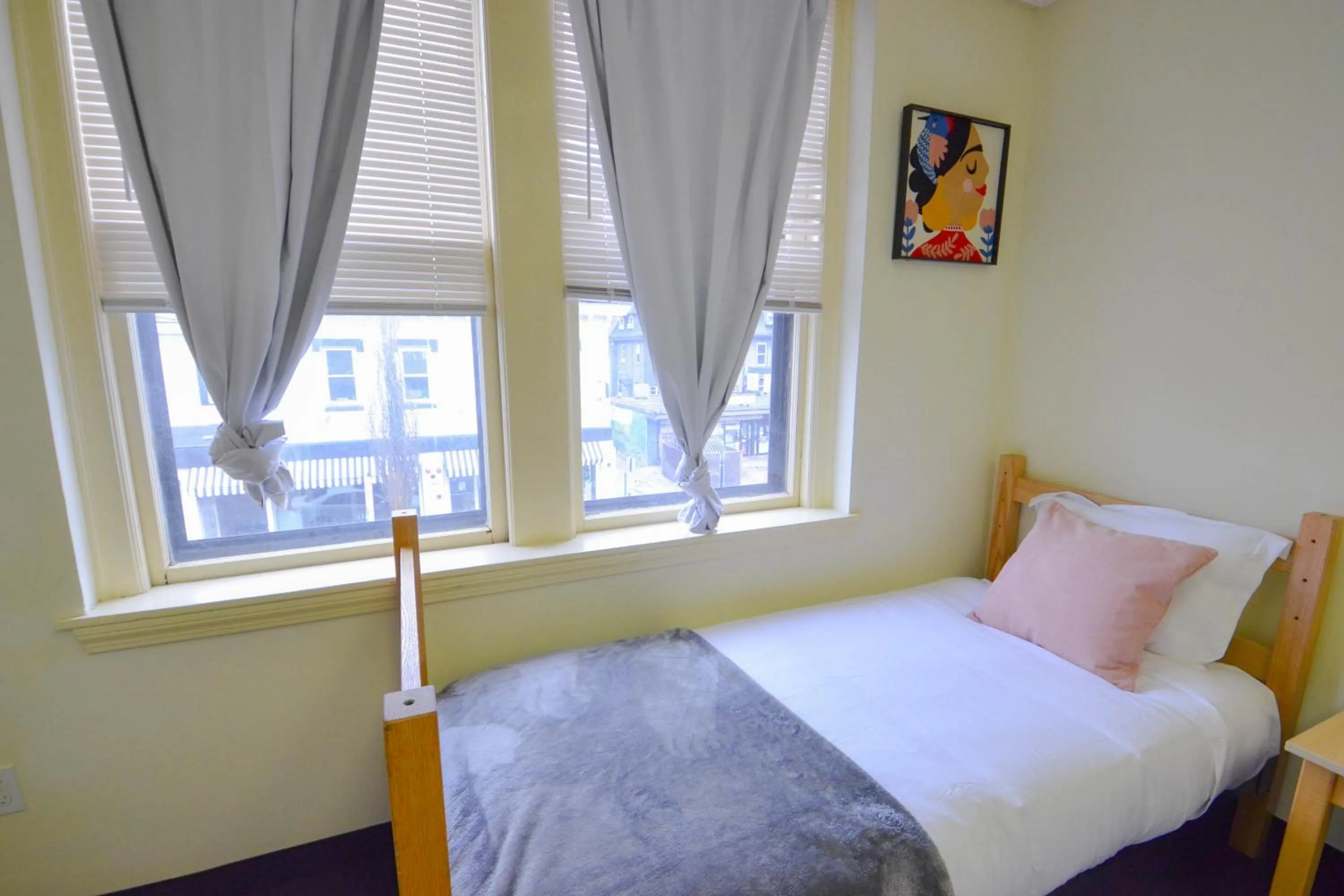 Bed in Michie House in College Hill