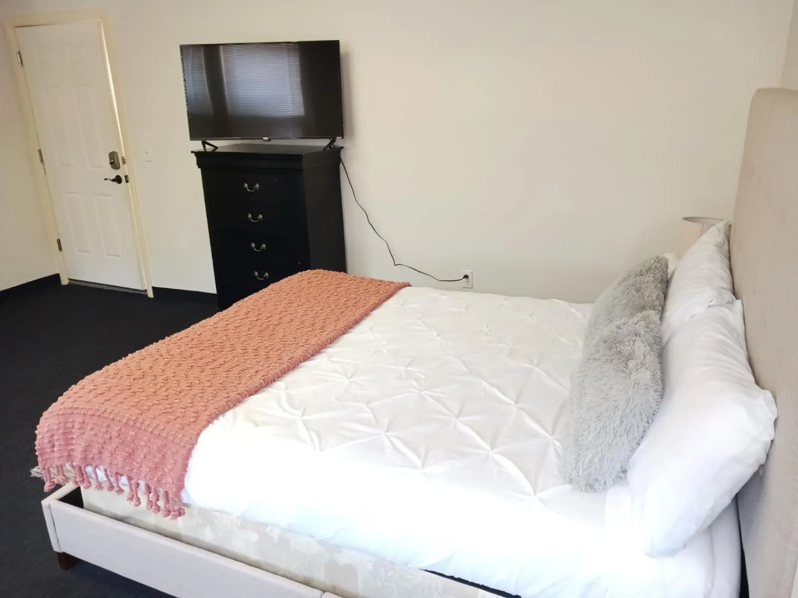 Bedroom, Bed in Michie House in College Hill