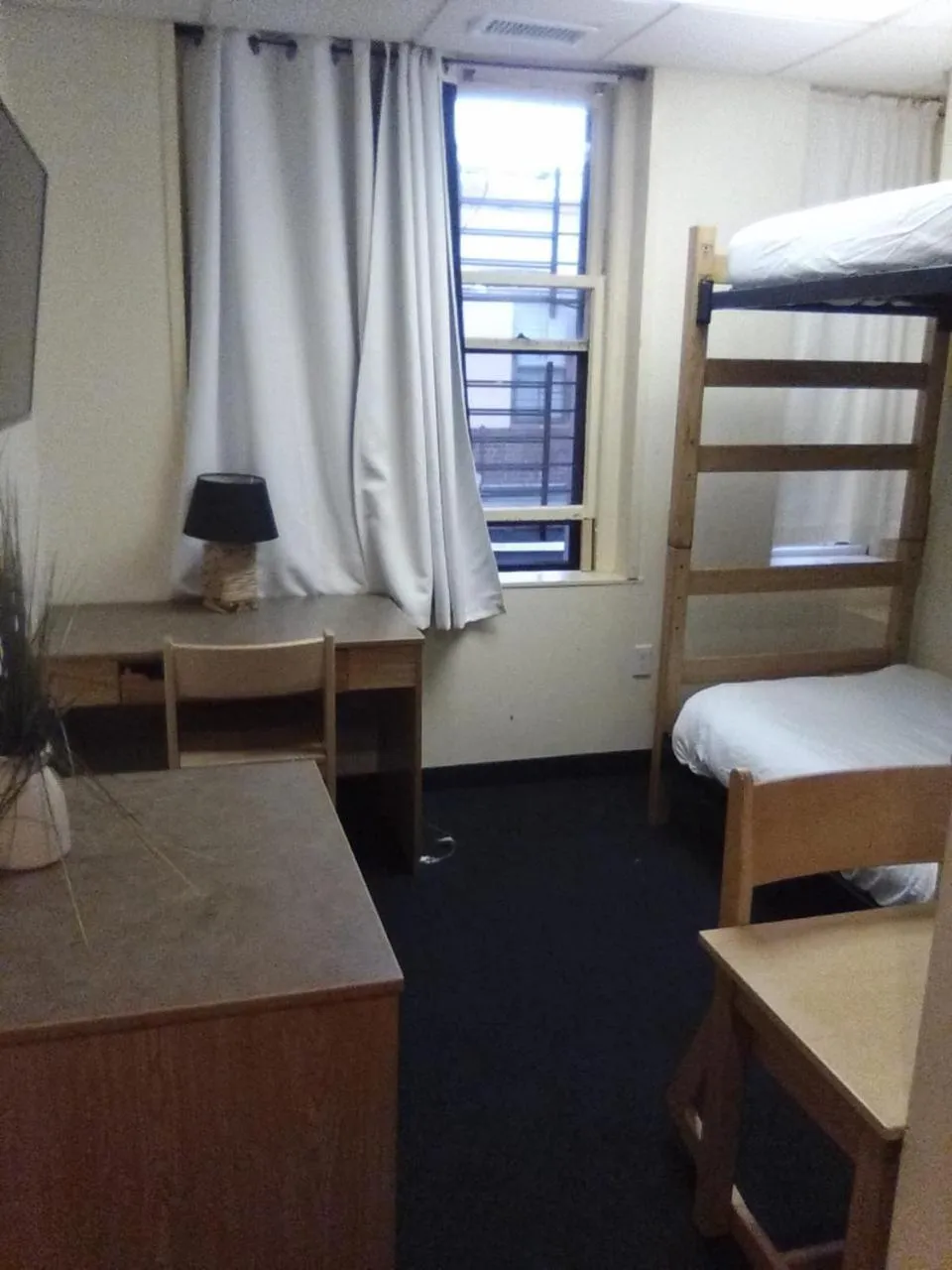 Bed in Michie House in College Hill