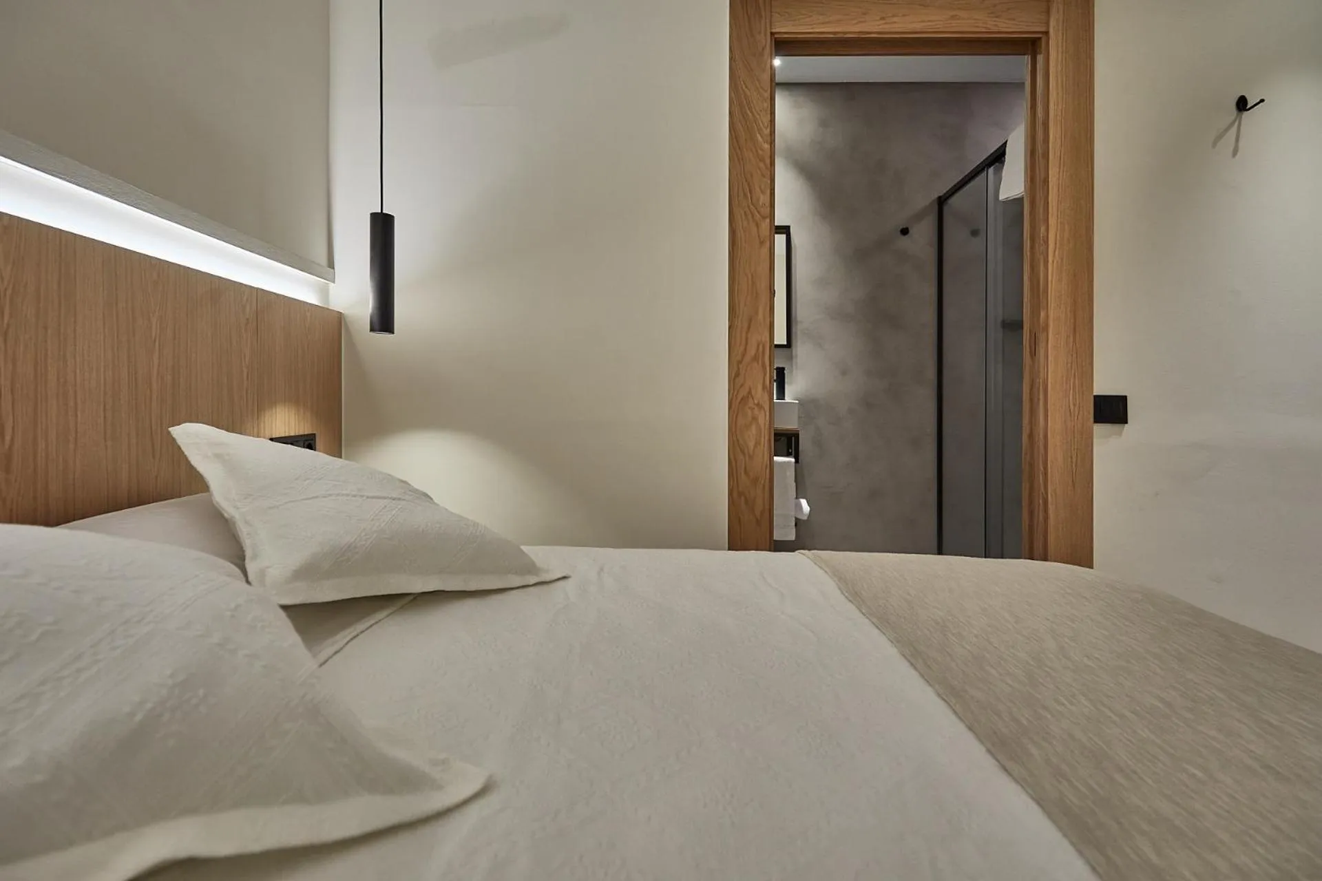 Photo of the whole room, Bed in Ella Hostel Ramblas