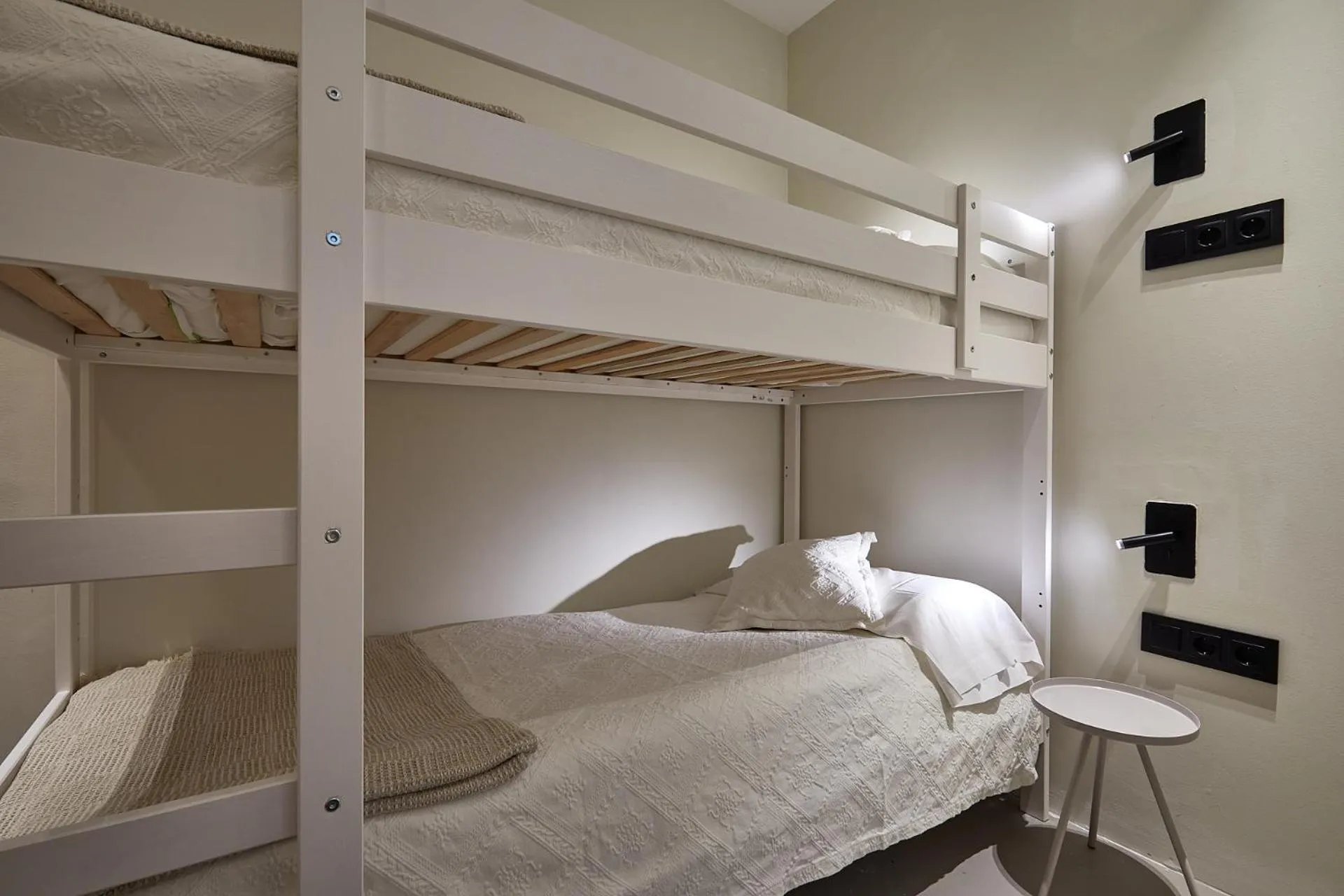 bunk bed, Bed in Ella Hostel Ramblas