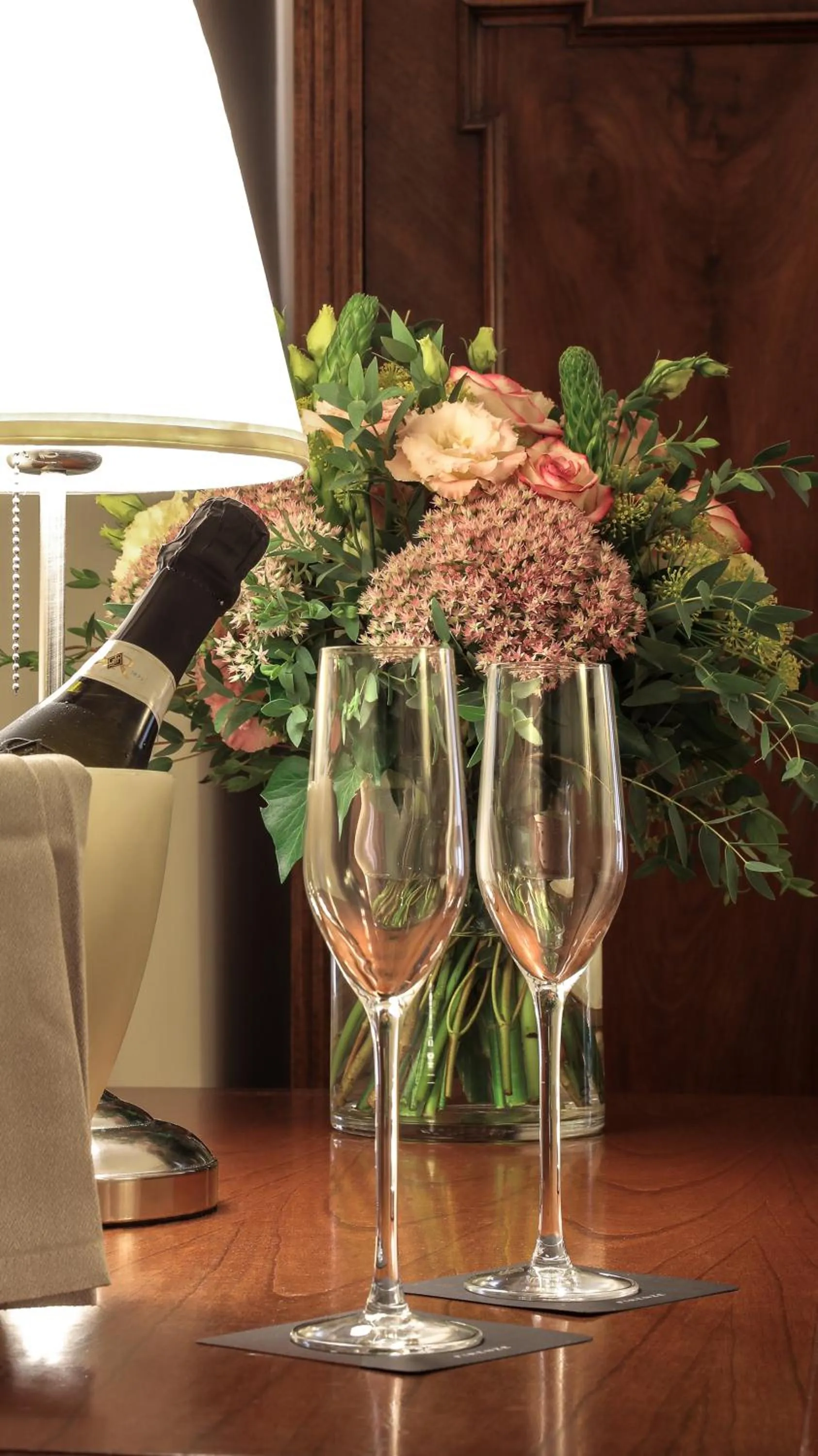 Drinks in Hotel Bretagna Heritage - Alfieri Collezione