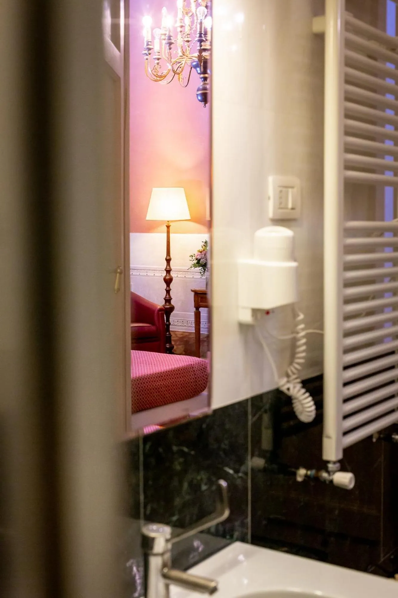 Decorative detail in Hotel Bretagna Heritage - Alfieri Collezione