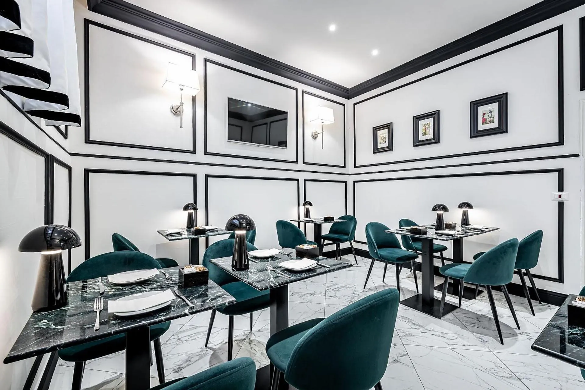 Restaurant/places to eat in Hotel Ungherese Small Luxury Hotel