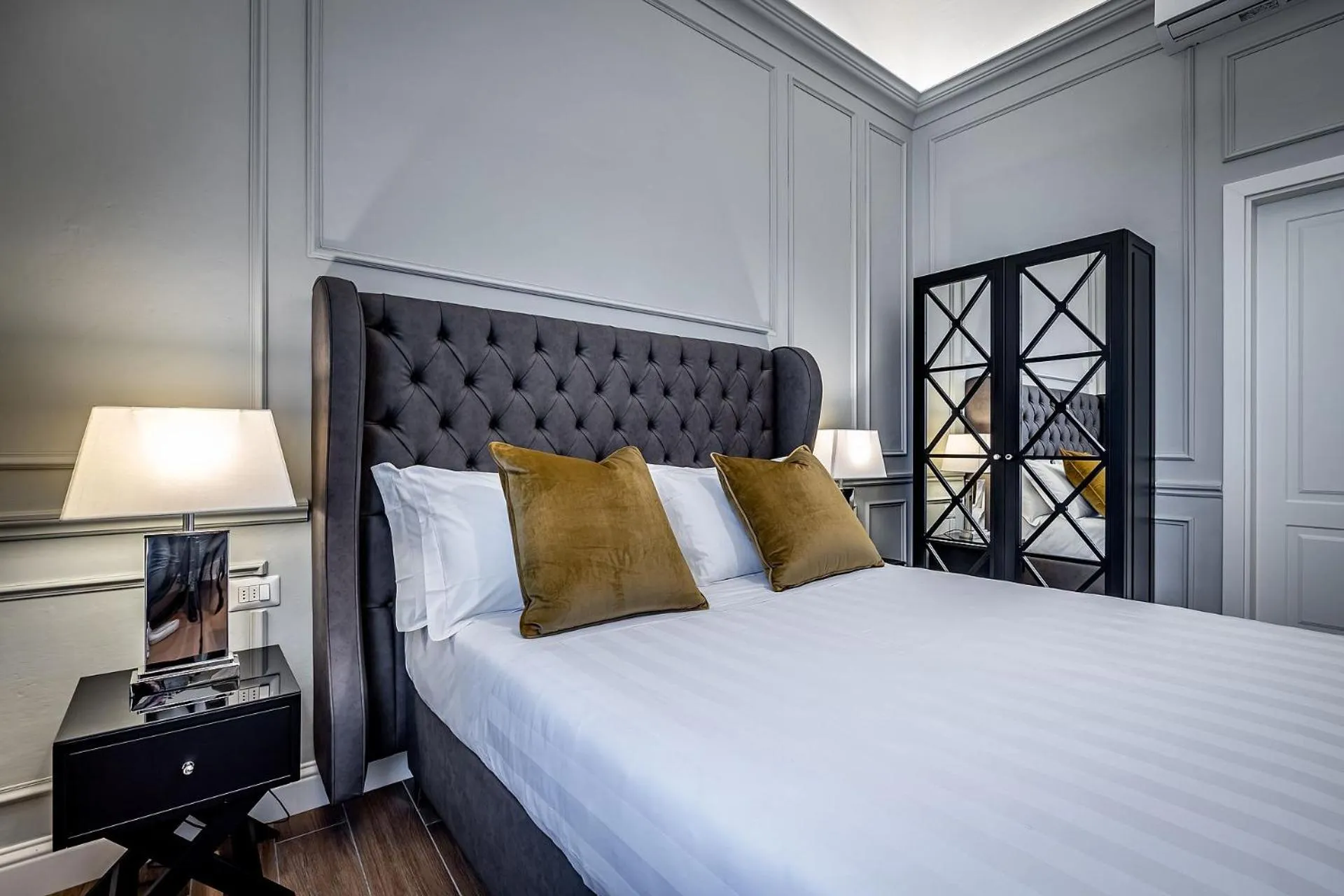 Bed in Hotel Ungherese Small Luxury Hotel