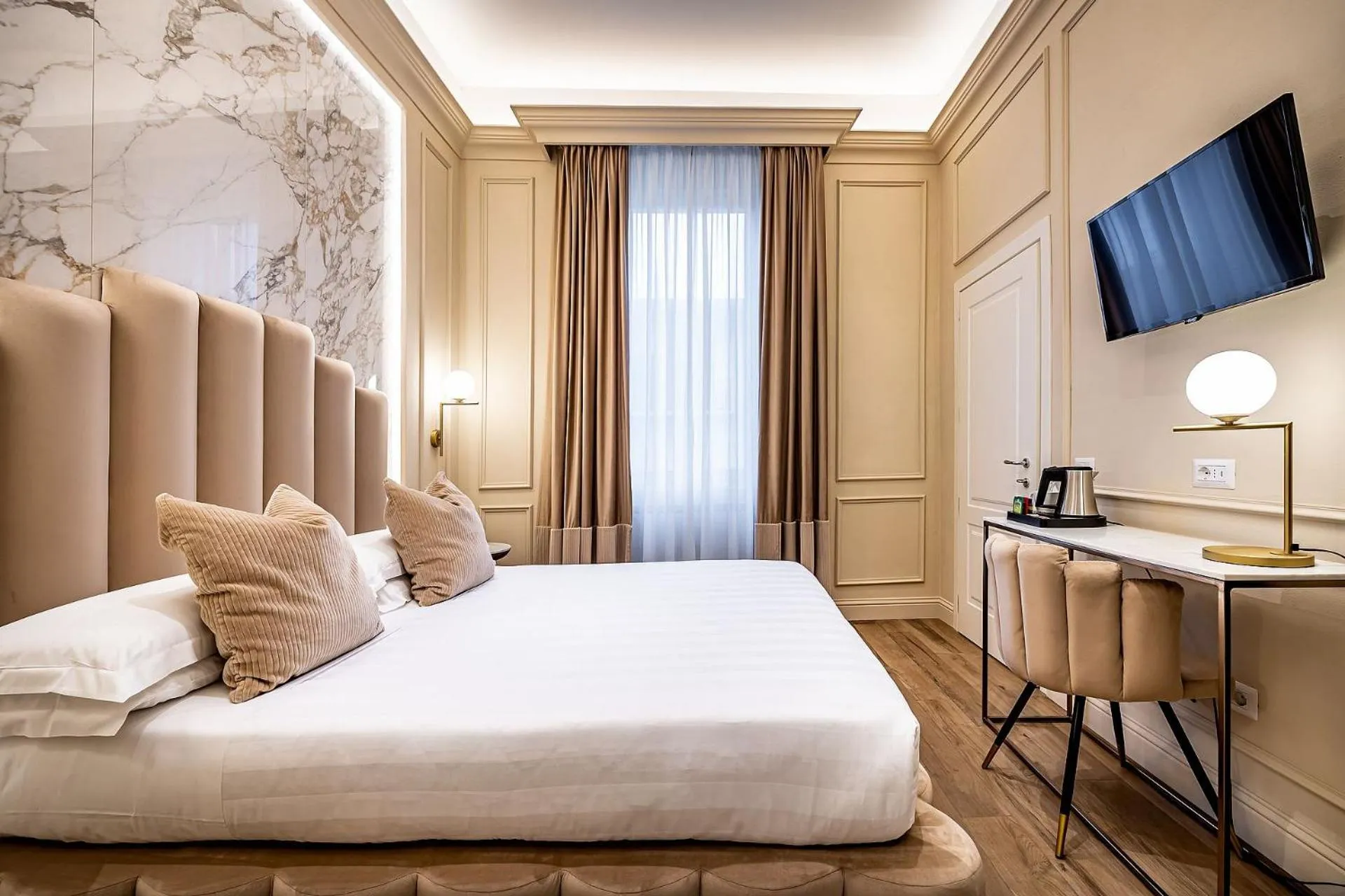 Bed in Hotel Ungherese Small Luxury Hotel