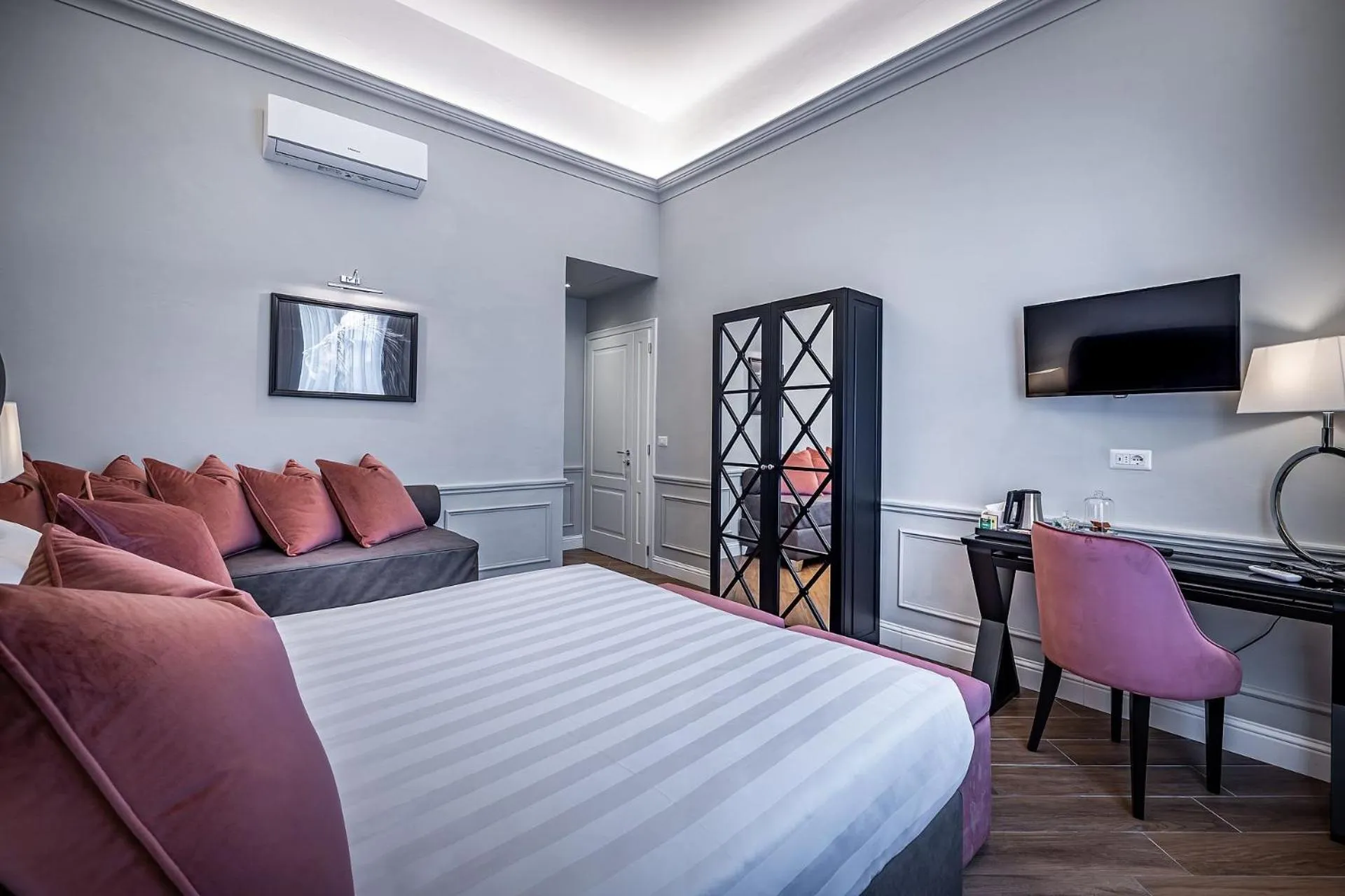 Bed in Hotel Ungherese Small Luxury Hotel