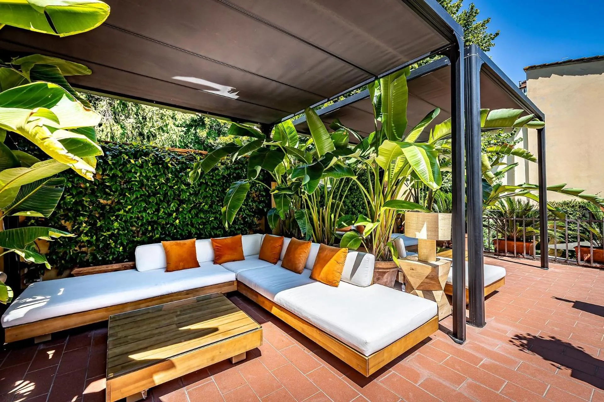 Spring in Hotel Ungherese Small Luxury Hotel