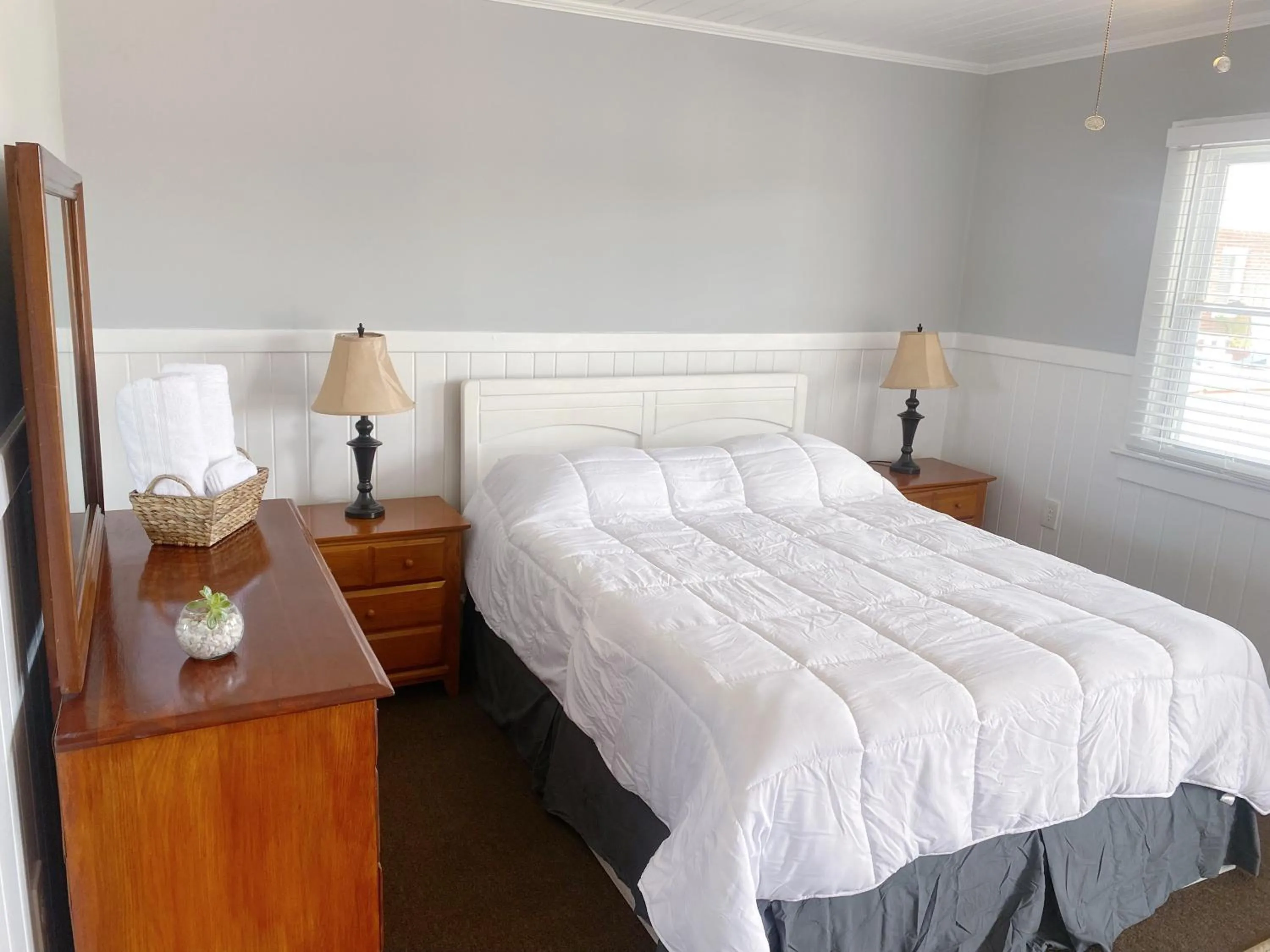 Bed in Tower Circle Motel