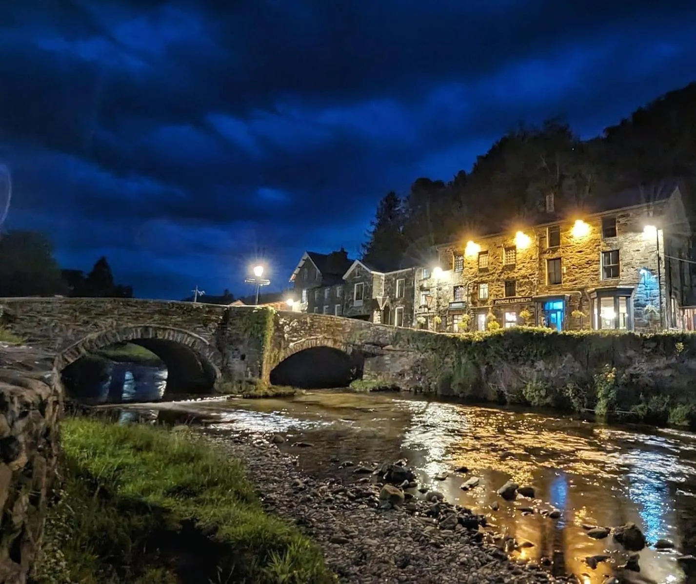 Property building in Prince Llewelyn Hotel