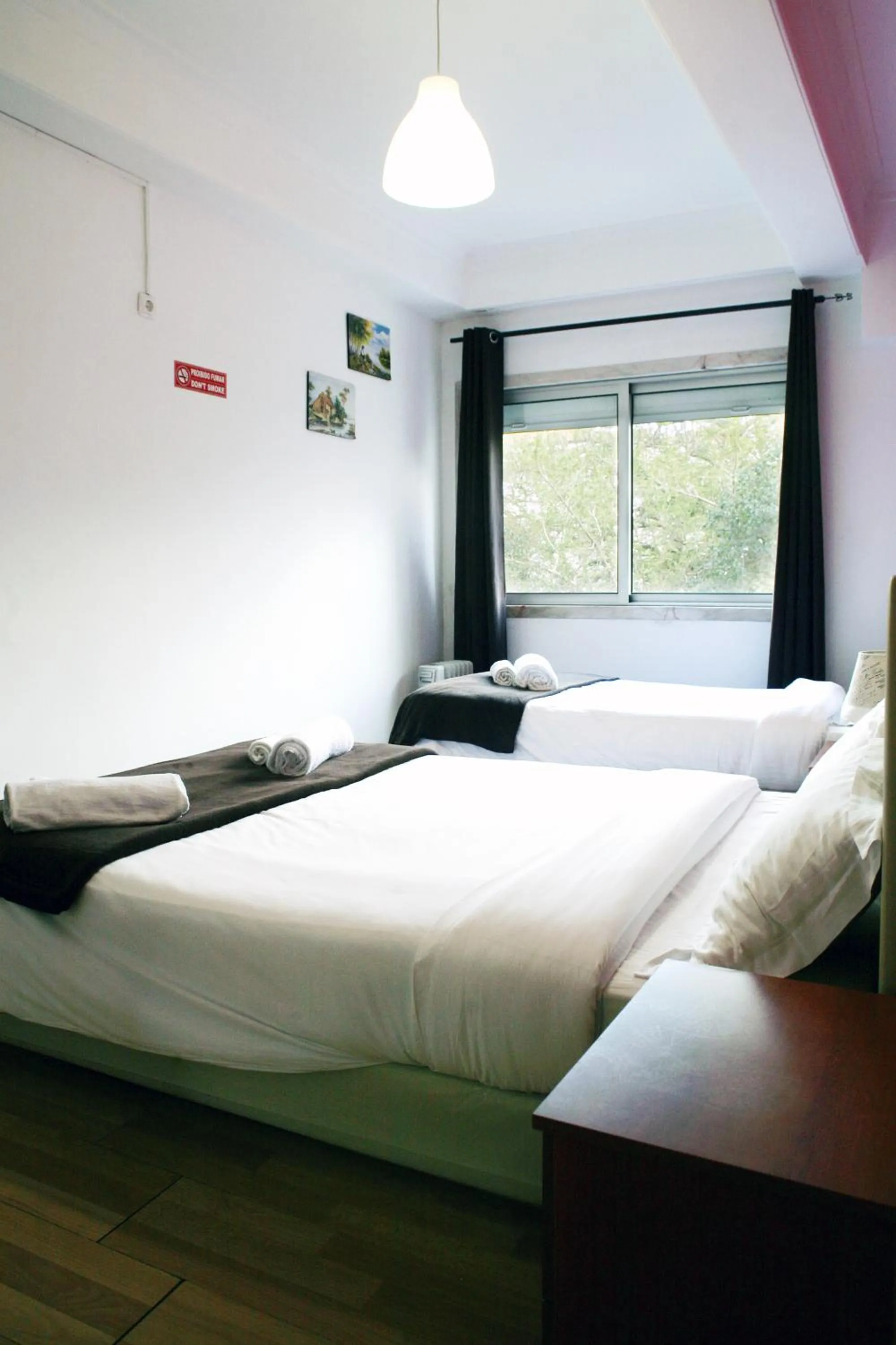 Bathroom, Bed in Lisbon Suite Home