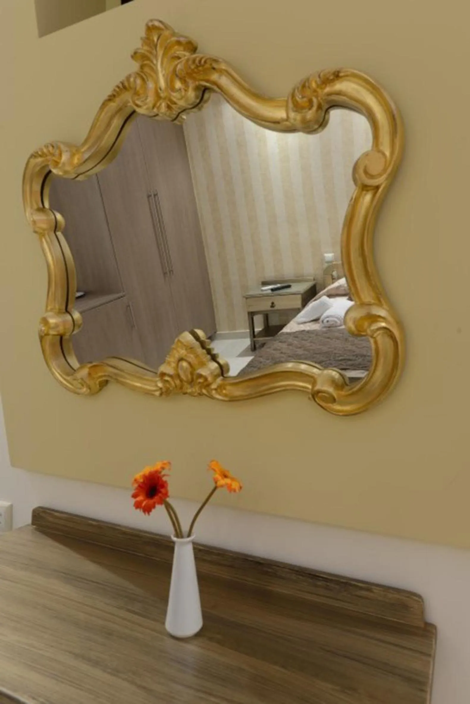 Decorative detail, Bed in Pirofani