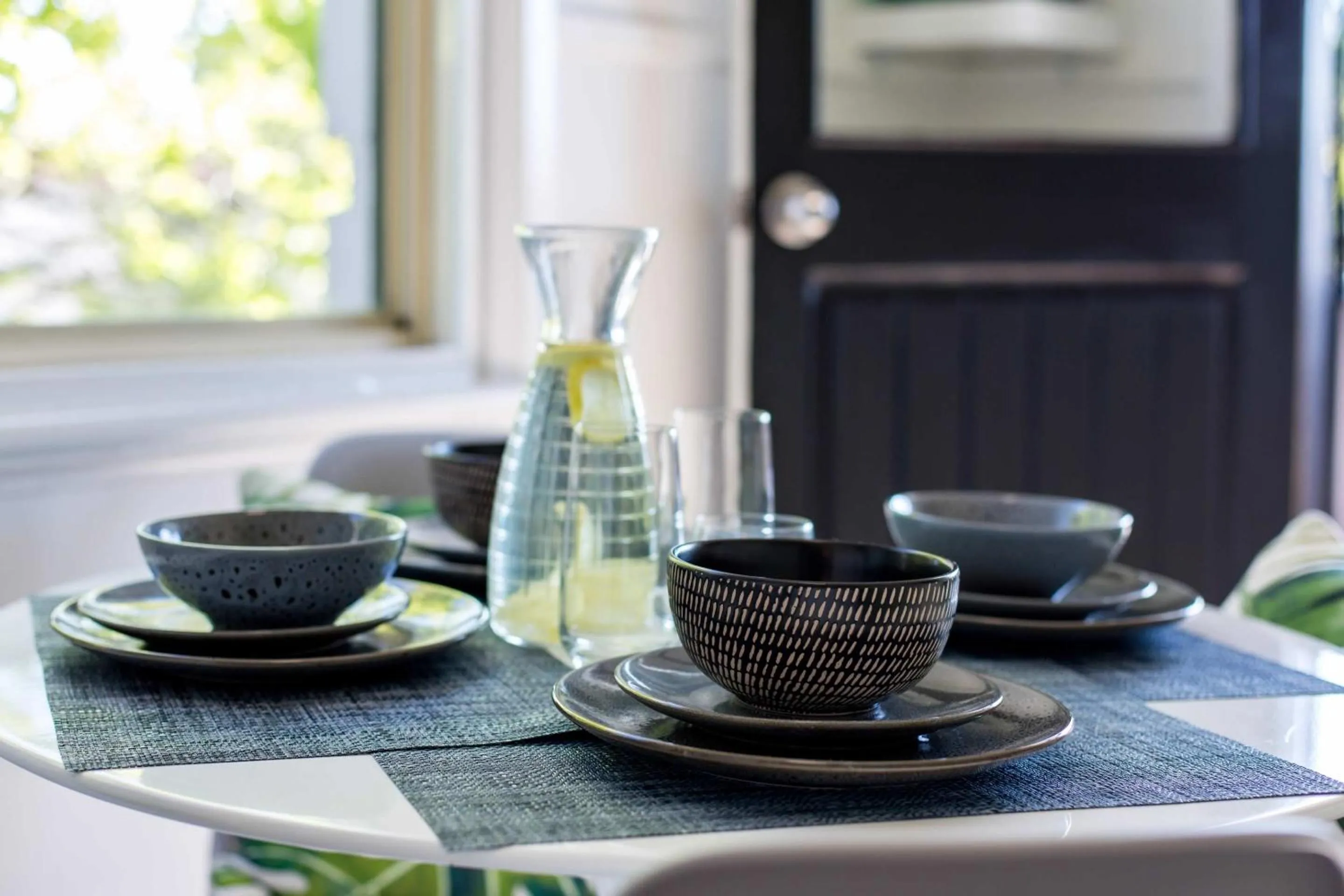 Coffee/tea facilities in The Baylis Boutique Apartments