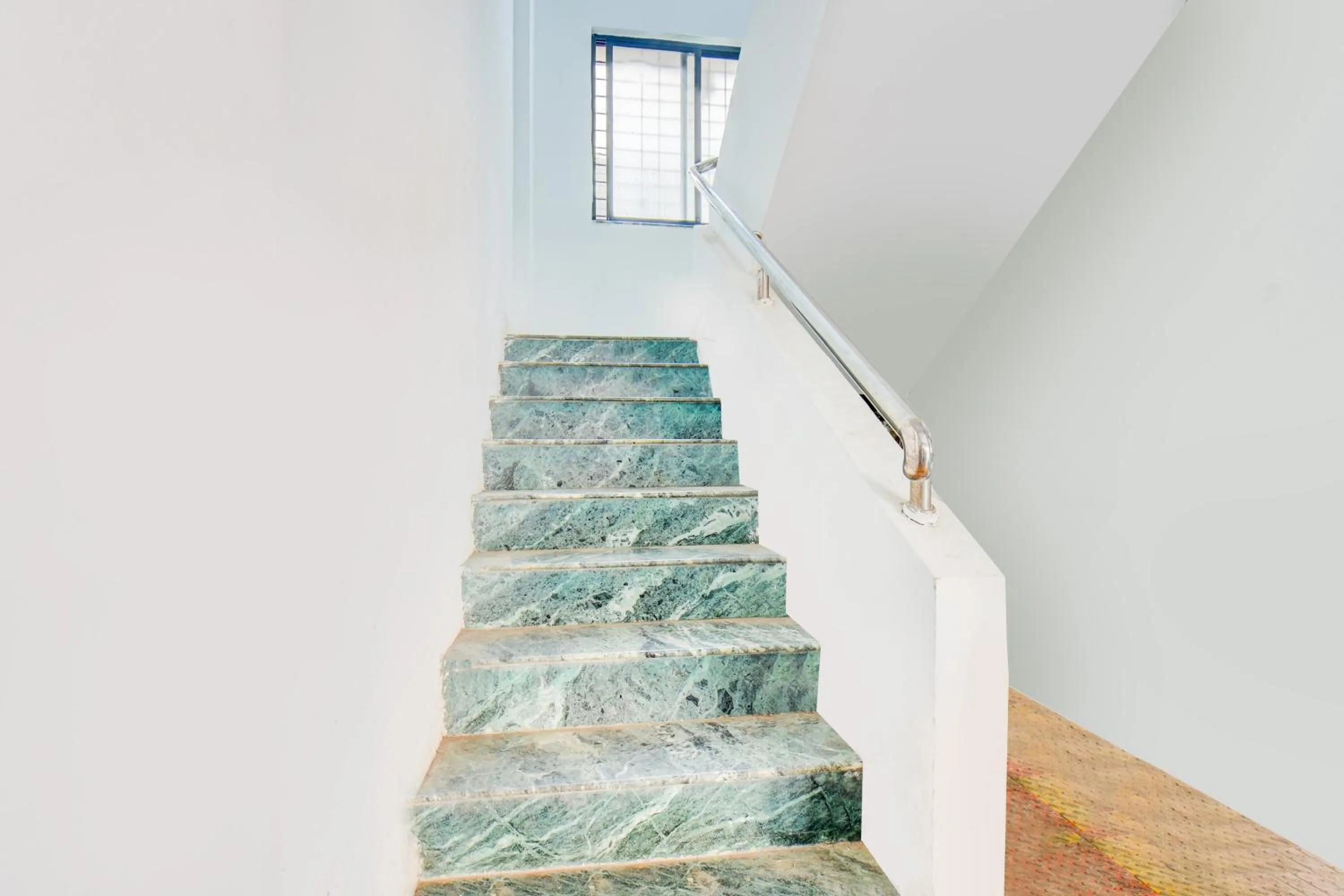 Lobby or reception in Hotel O Western Avenue Pune Formerly Happy Stay