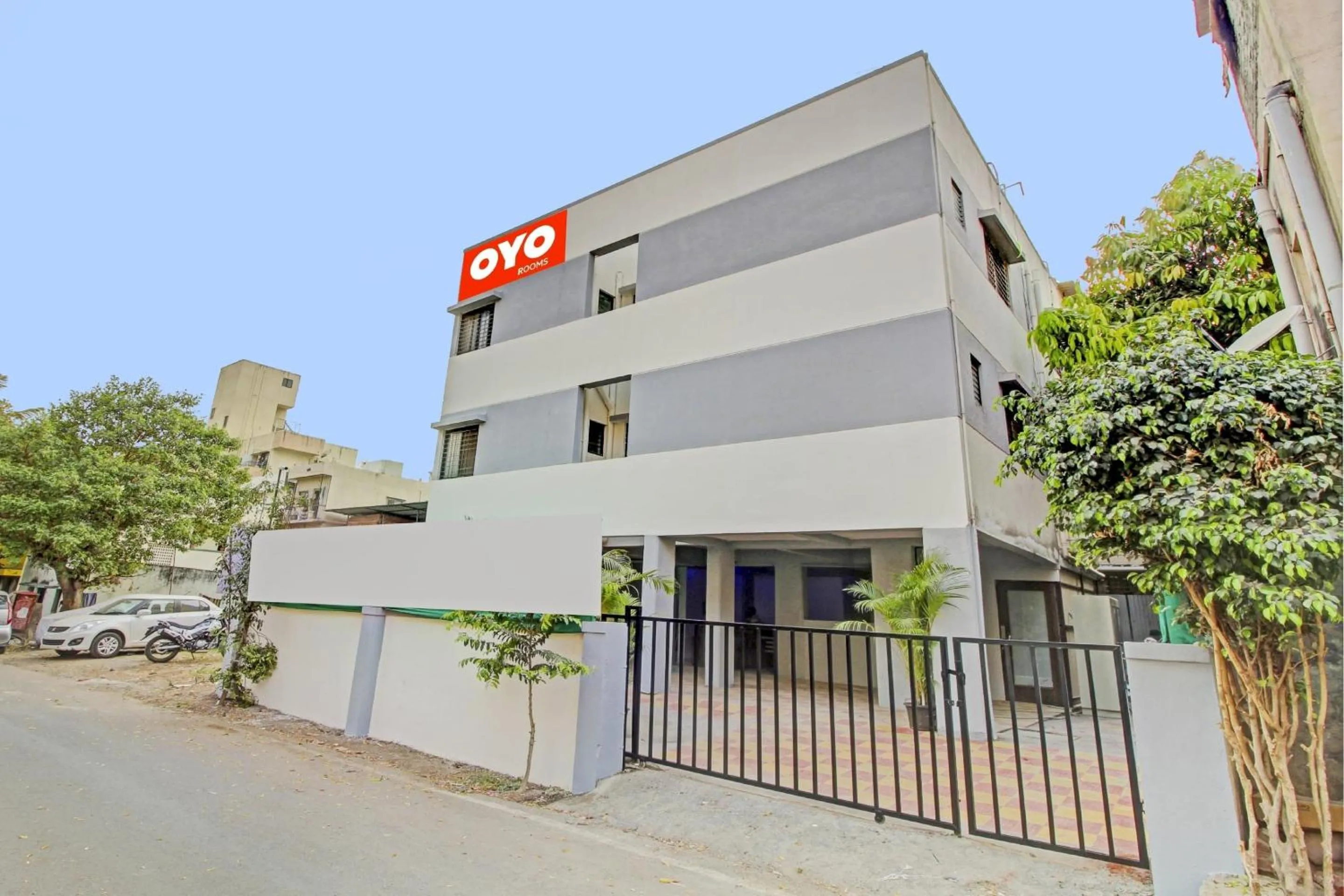 Facade/entrance in Hotel O Western Avenue Pune Formerly Happy Stay