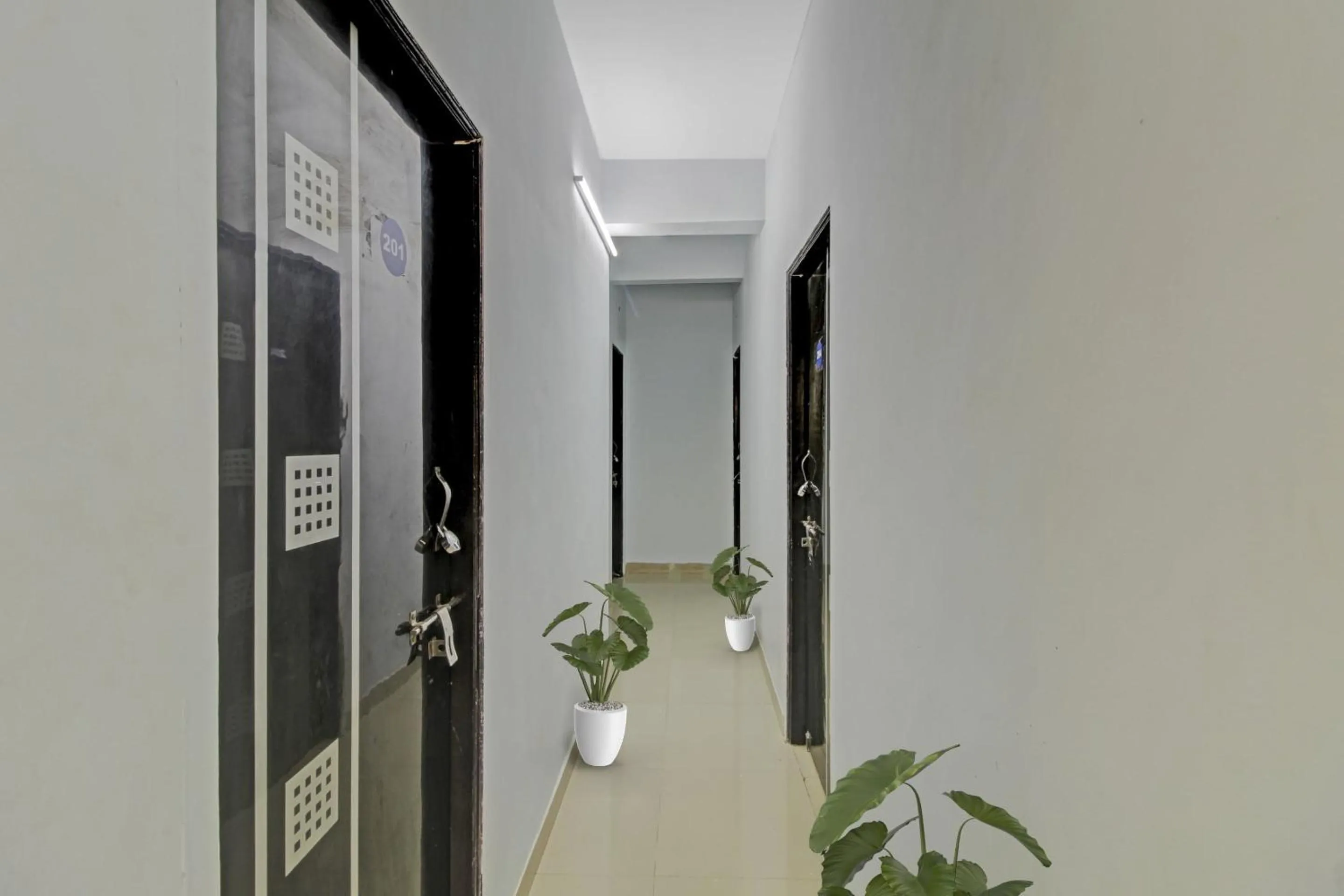Lobby or reception in Hotel O Western Avenue Pune Formerly Happy Stay