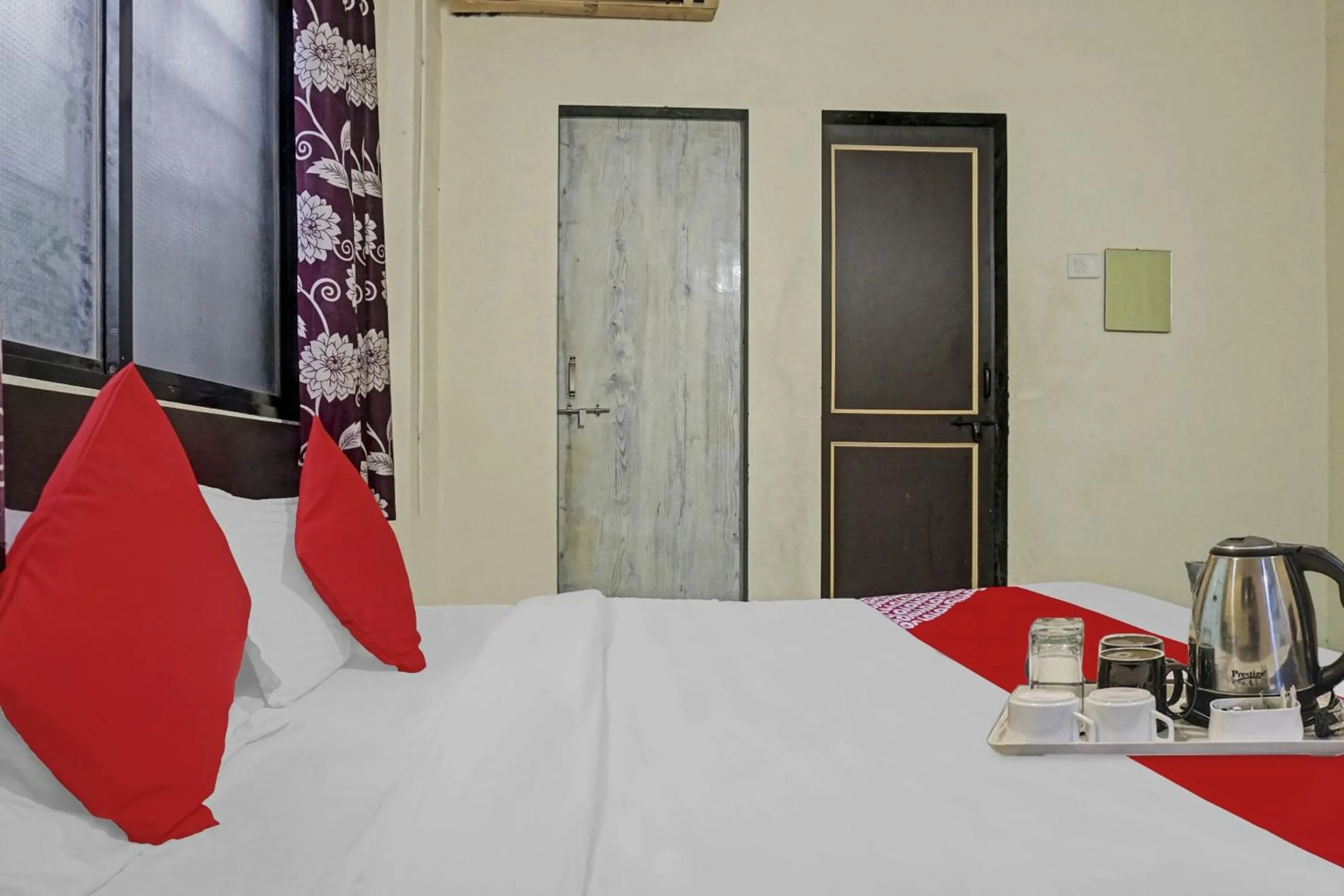 Bedroom, Bed in Hotel O R K Exclusive