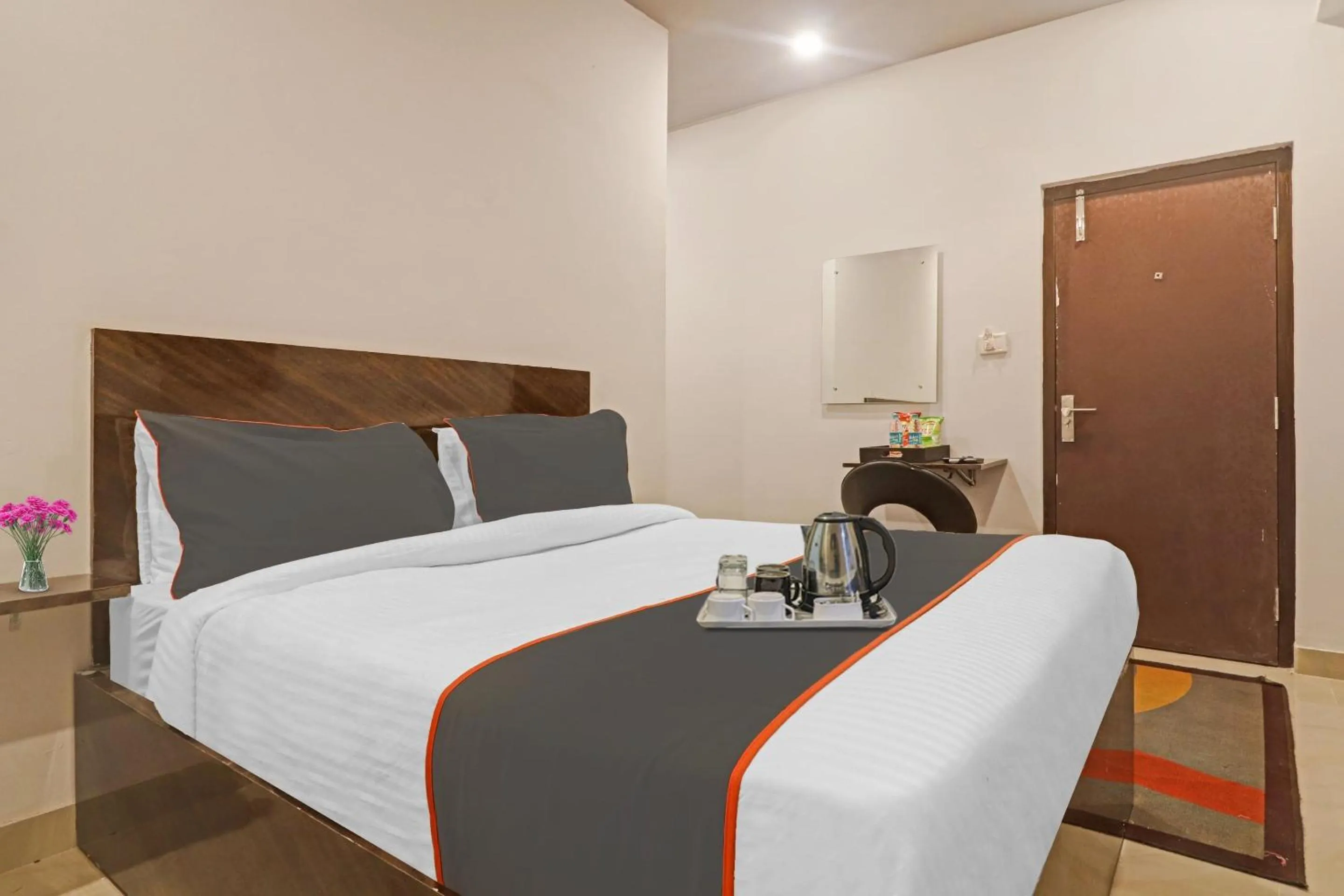 Bedroom, Bed in Super Townhouse RCC Pristine