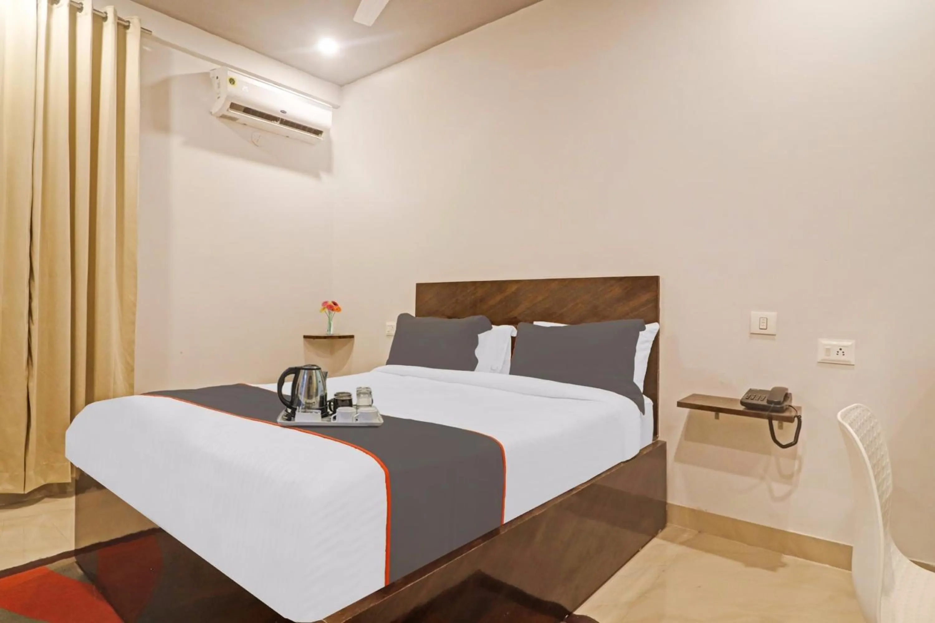 Other, Bed in Super Townhouse RCC Pristine