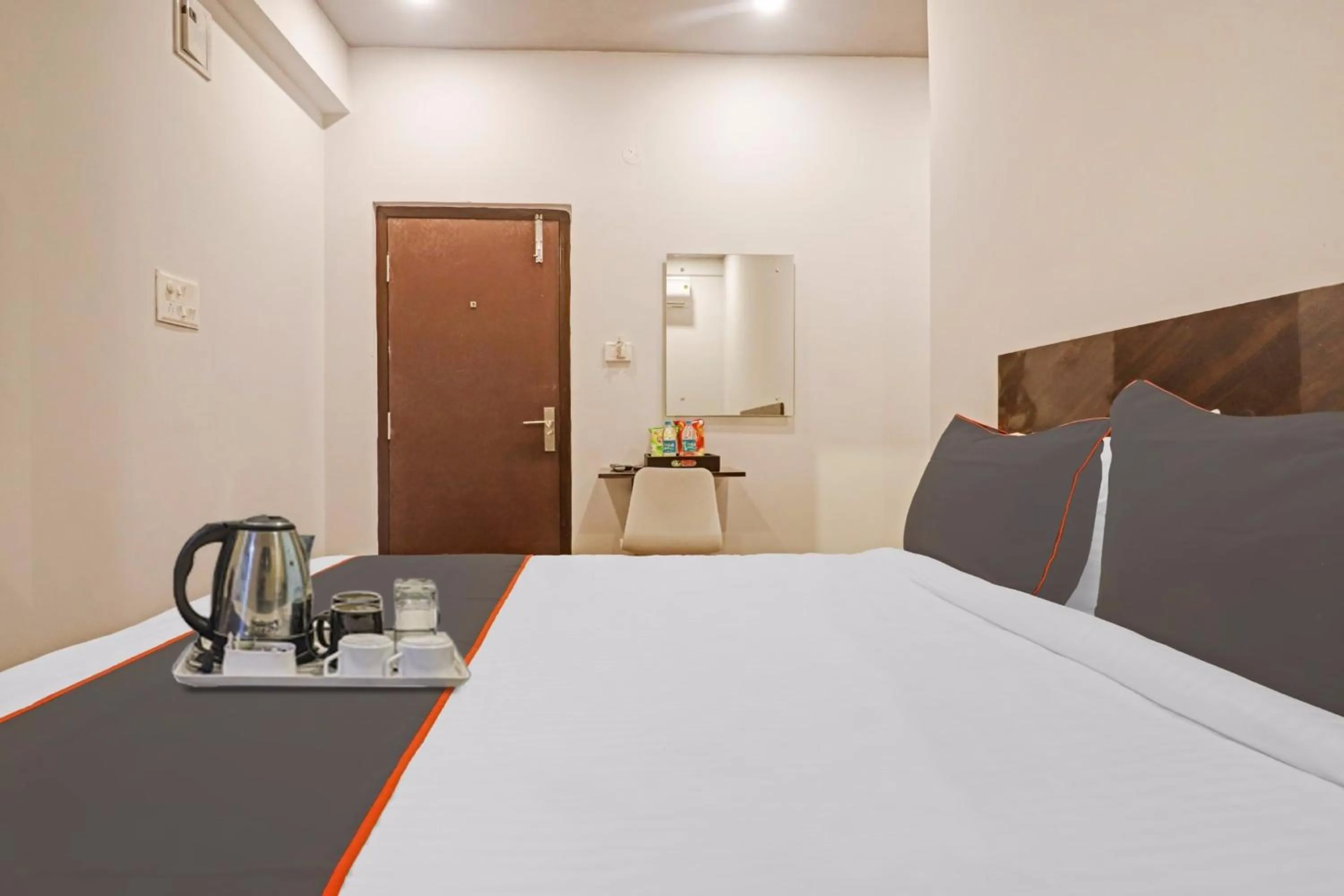 Other, Bed in Super Townhouse RCC Pristine