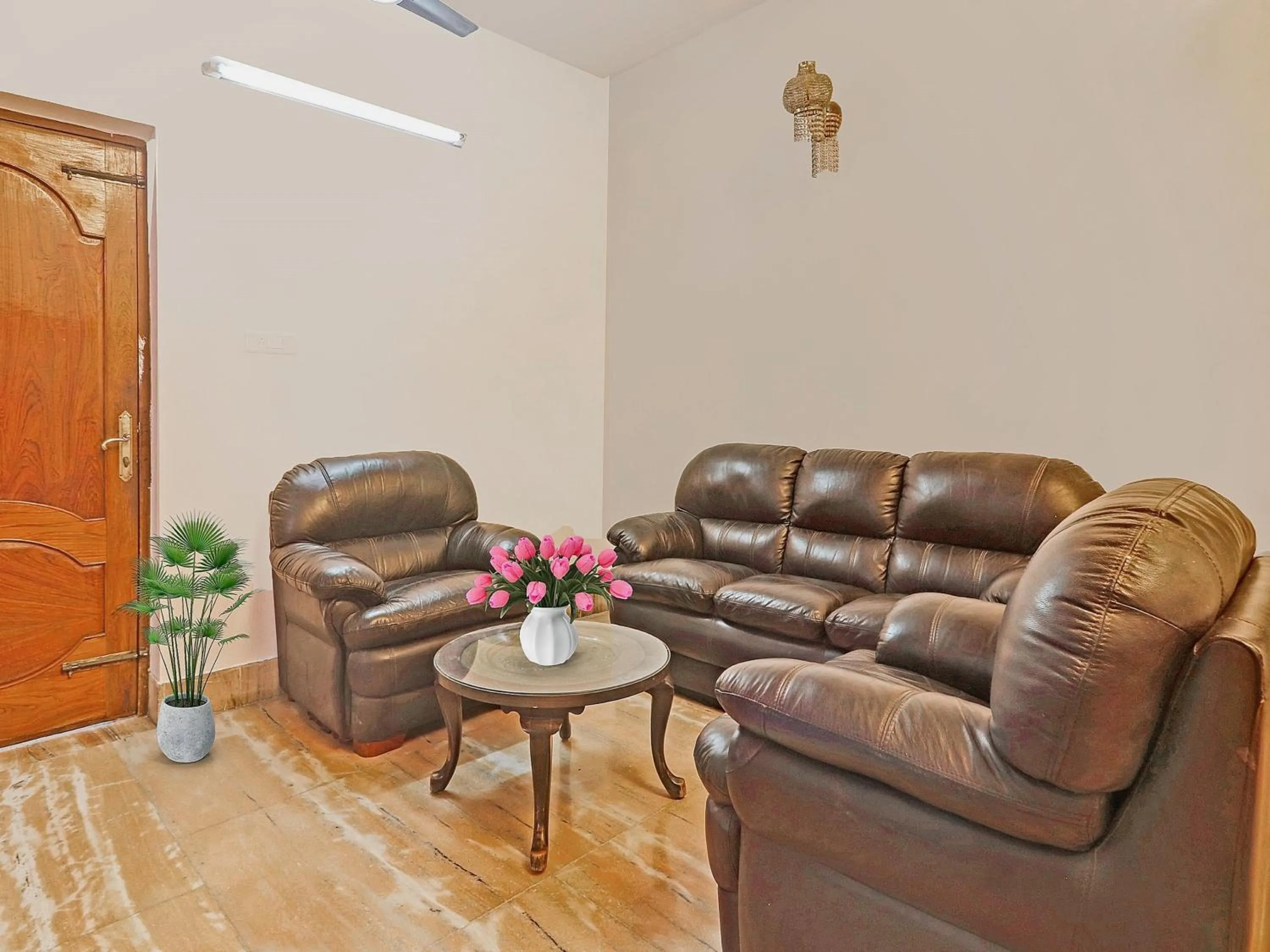 Lobby or reception in Super Hotel O Alpine Glow Crest