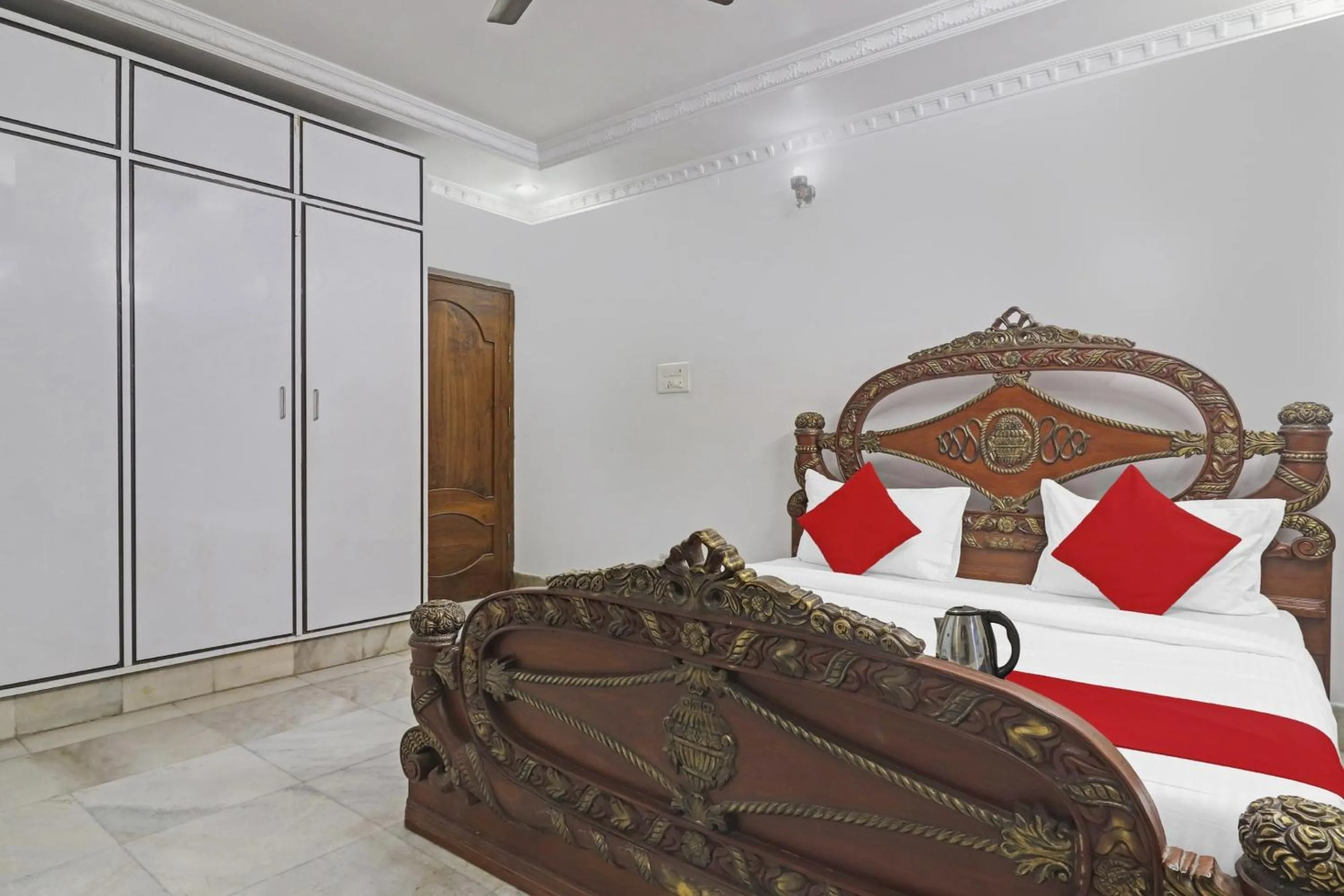 Bedroom, Bed in Super Hotel O Alpine Glow Crest