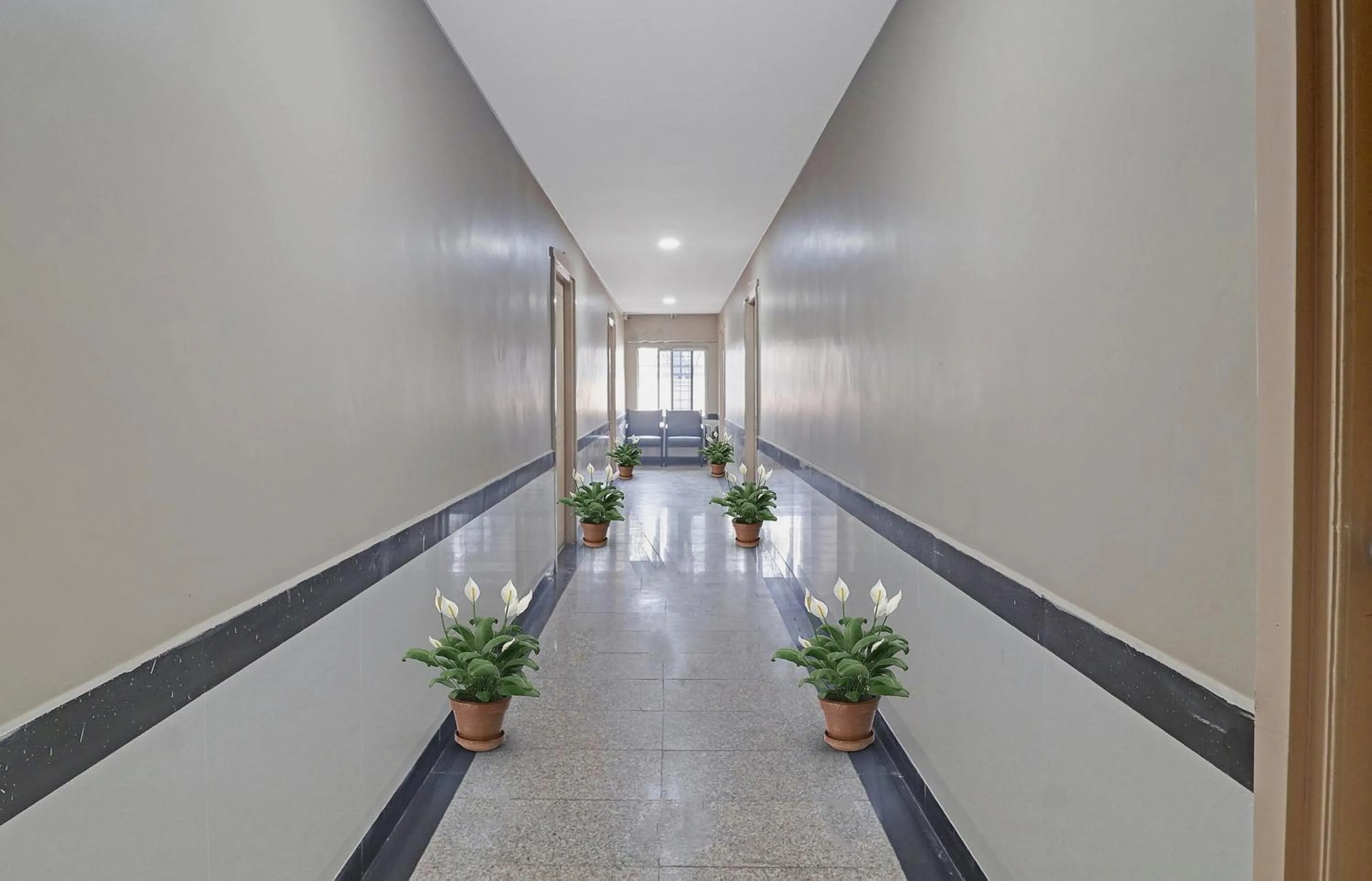 Lobby or reception in Hotel O Padmini Near Lakdikapool Metro Station