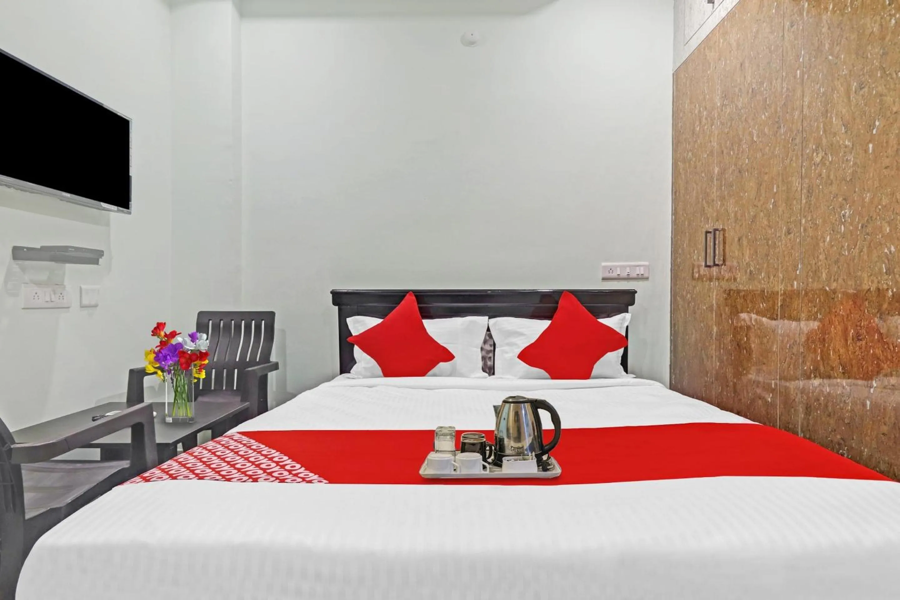 Bedroom, Bed in Hotel O Hanuma Residency