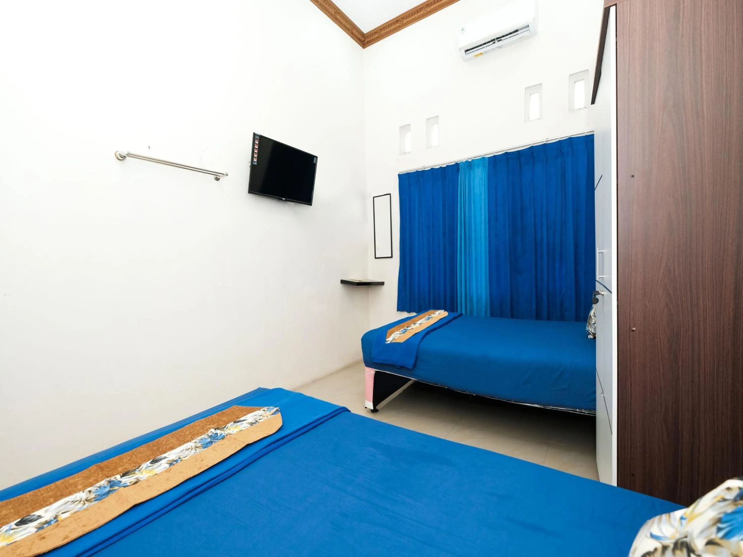 Bed in Griya One Family