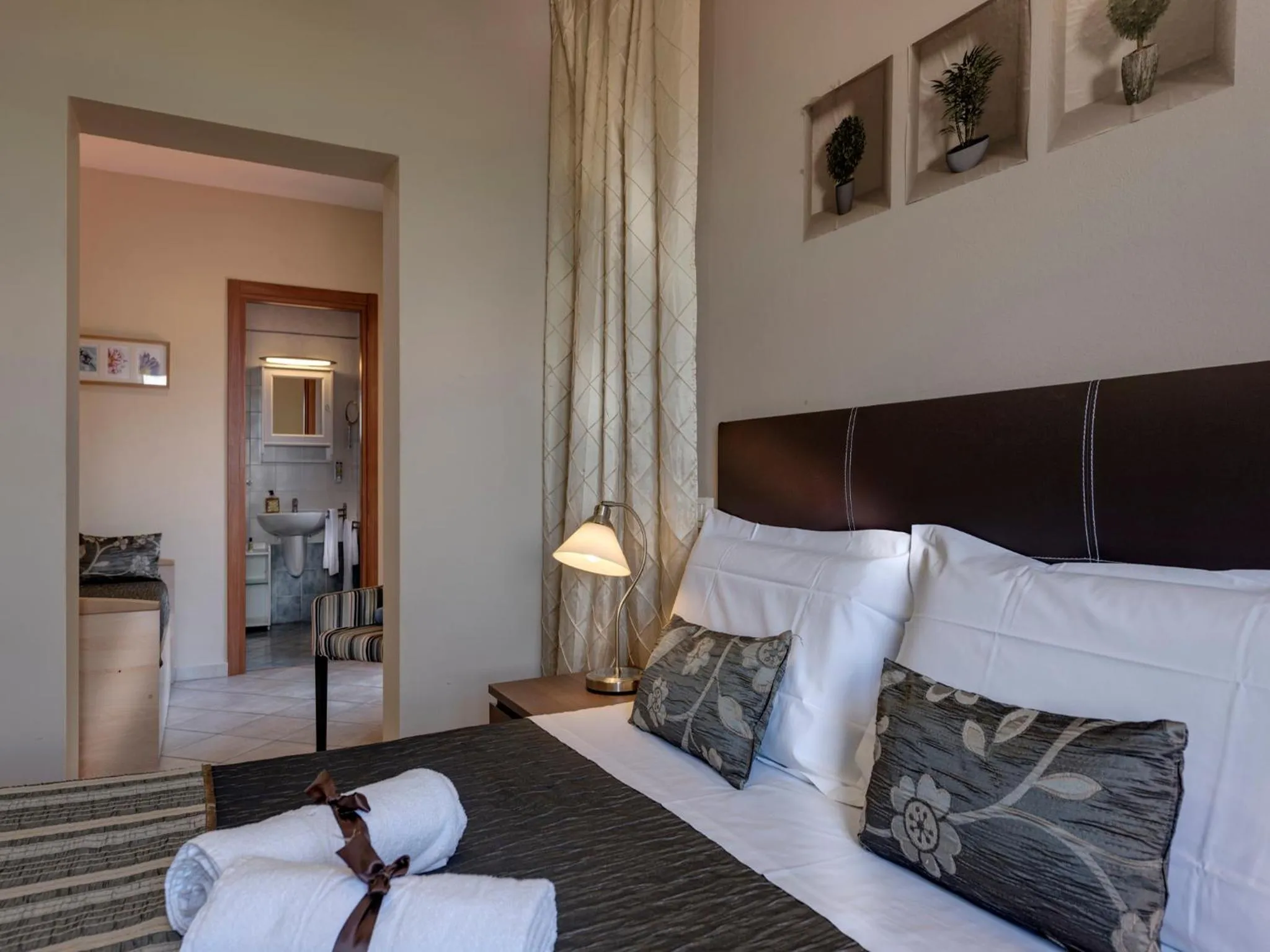 Bedroom, Bed in Amoliv