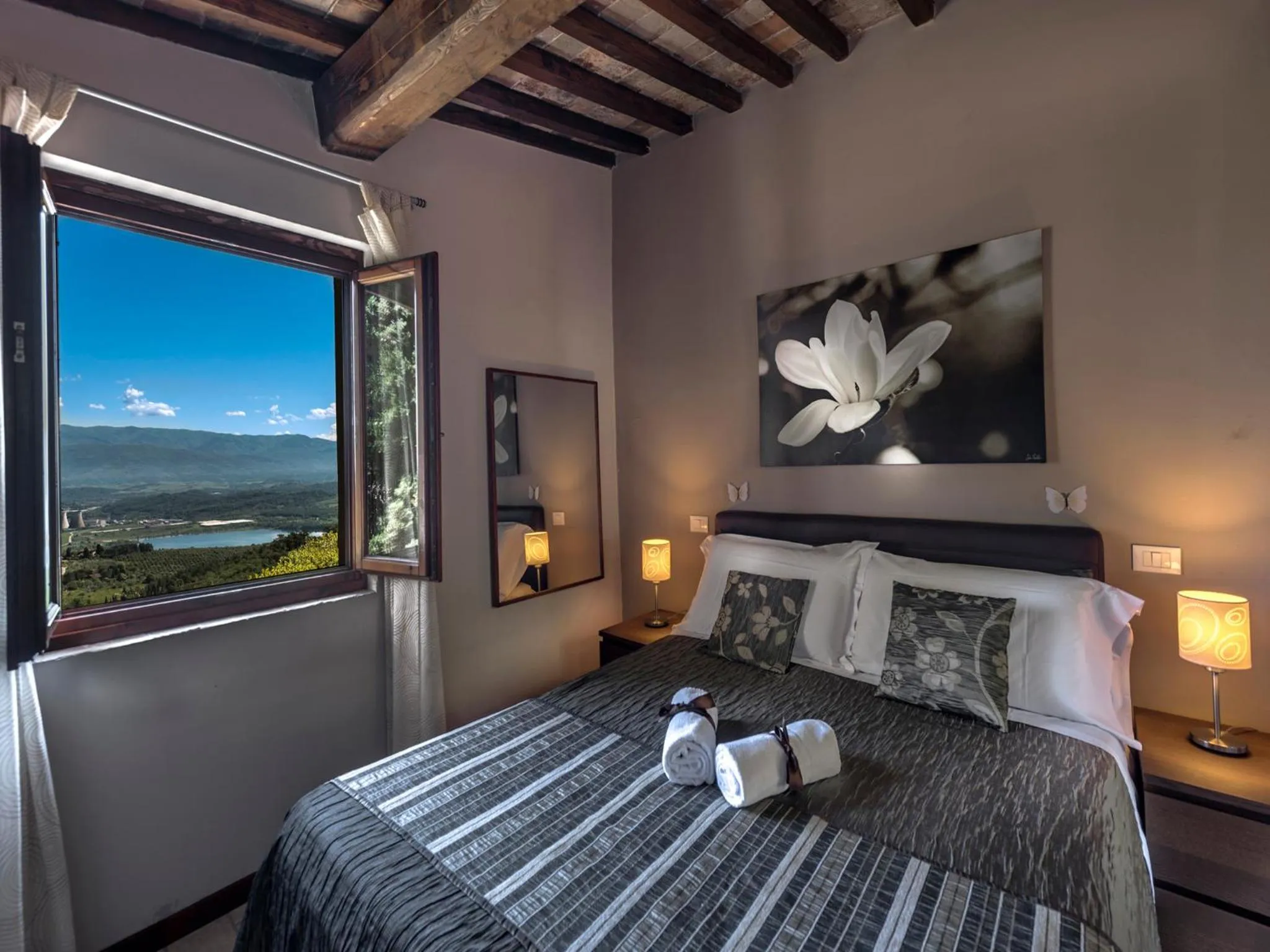 Bedroom, Bed in Amoliv