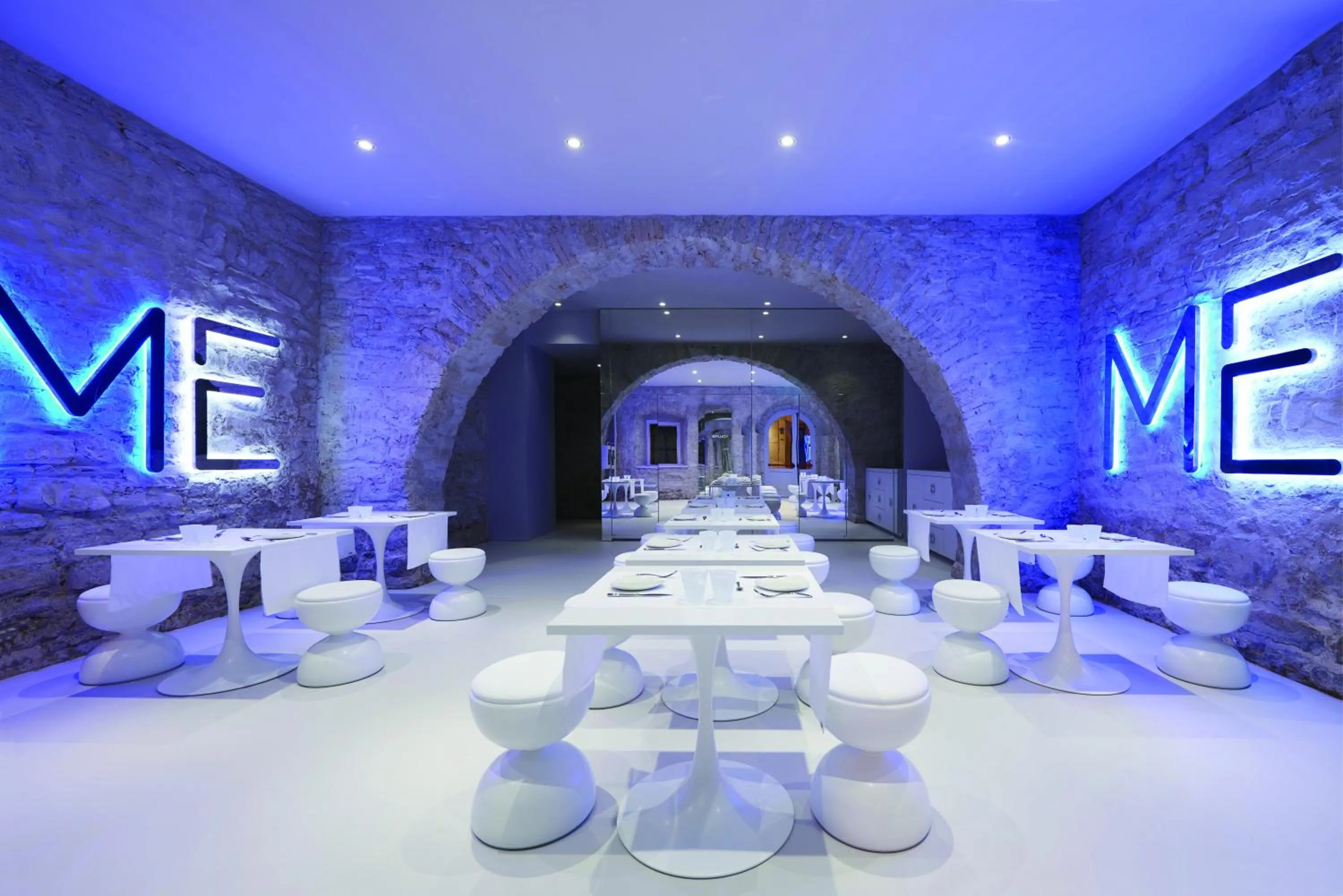 Living room in YouMe Design Place Hotel