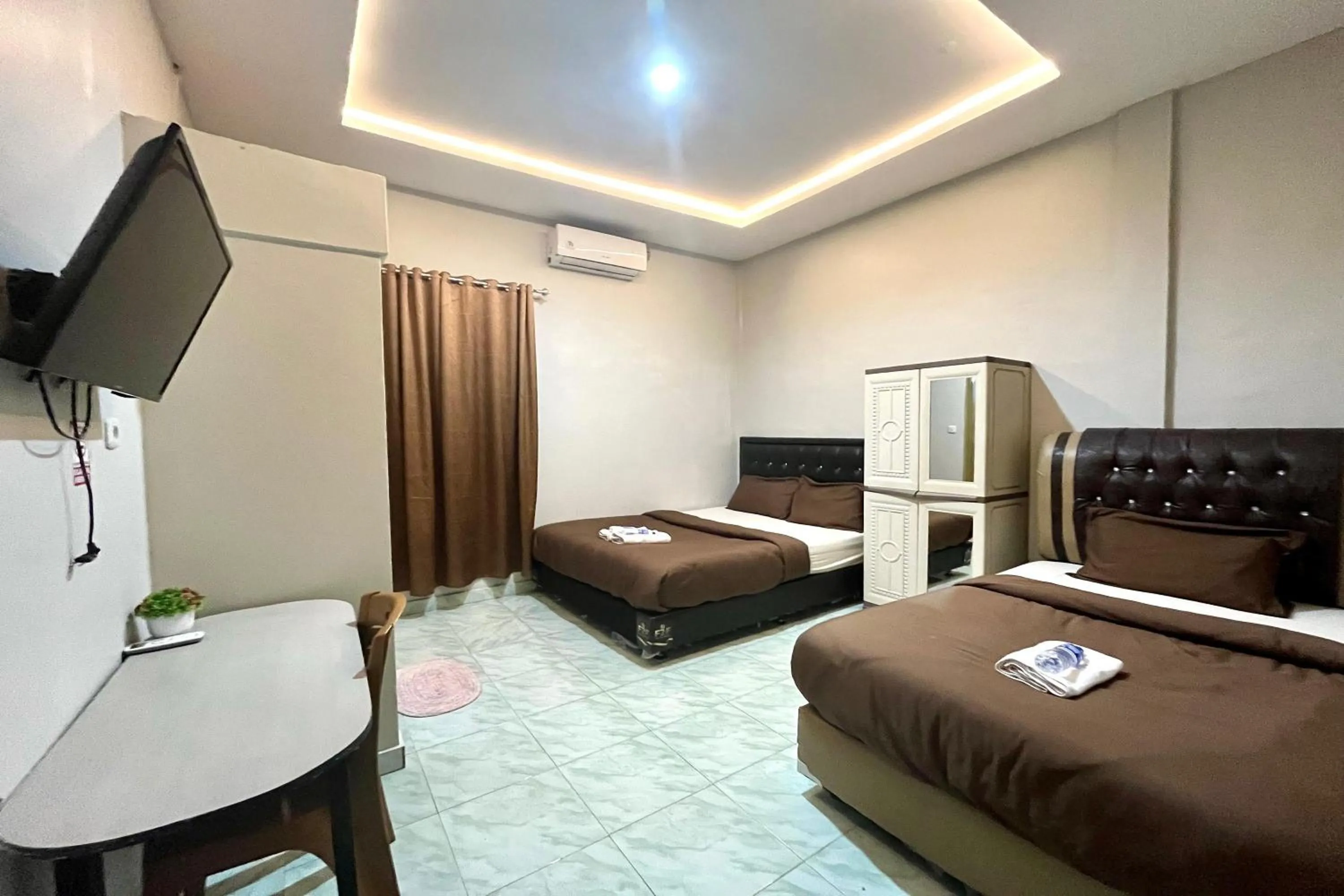 Bedroom, Bed in Gratia Guesthouse Syari'ah